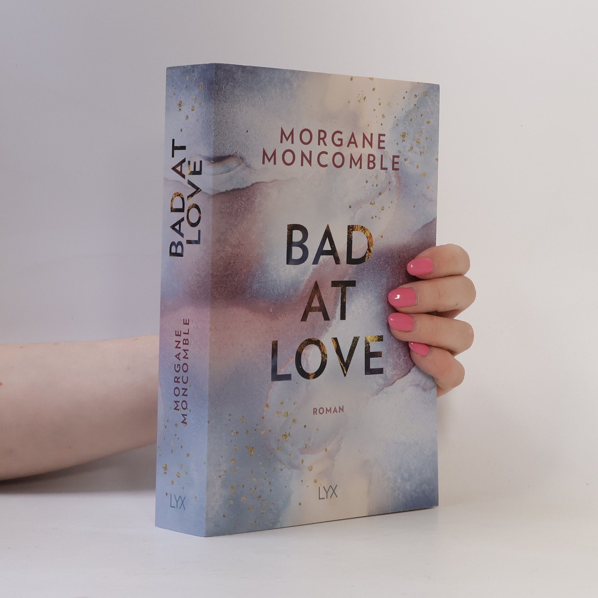 Morgane Moncomble Bad at love