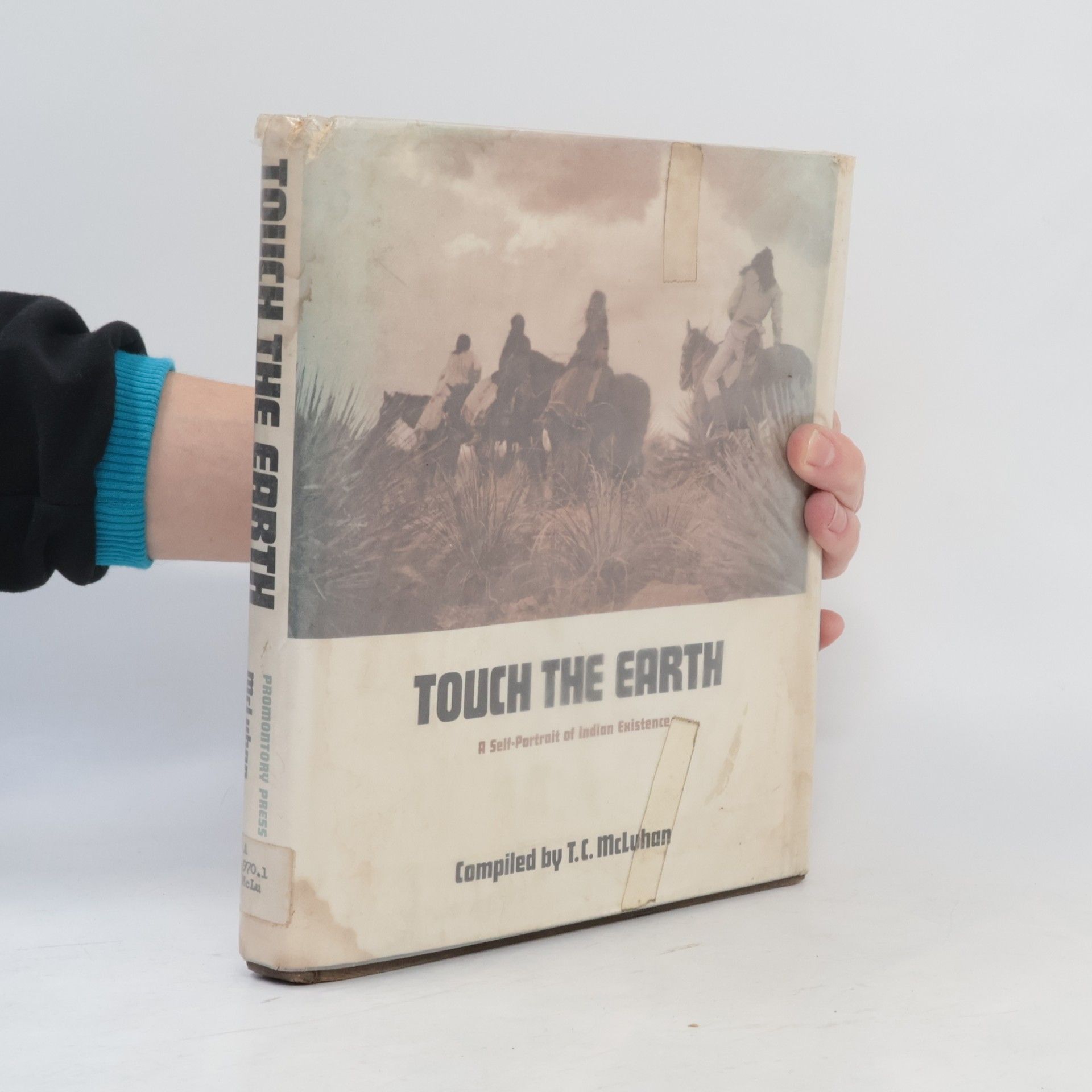 T. C. McLuhan Touch the Earth