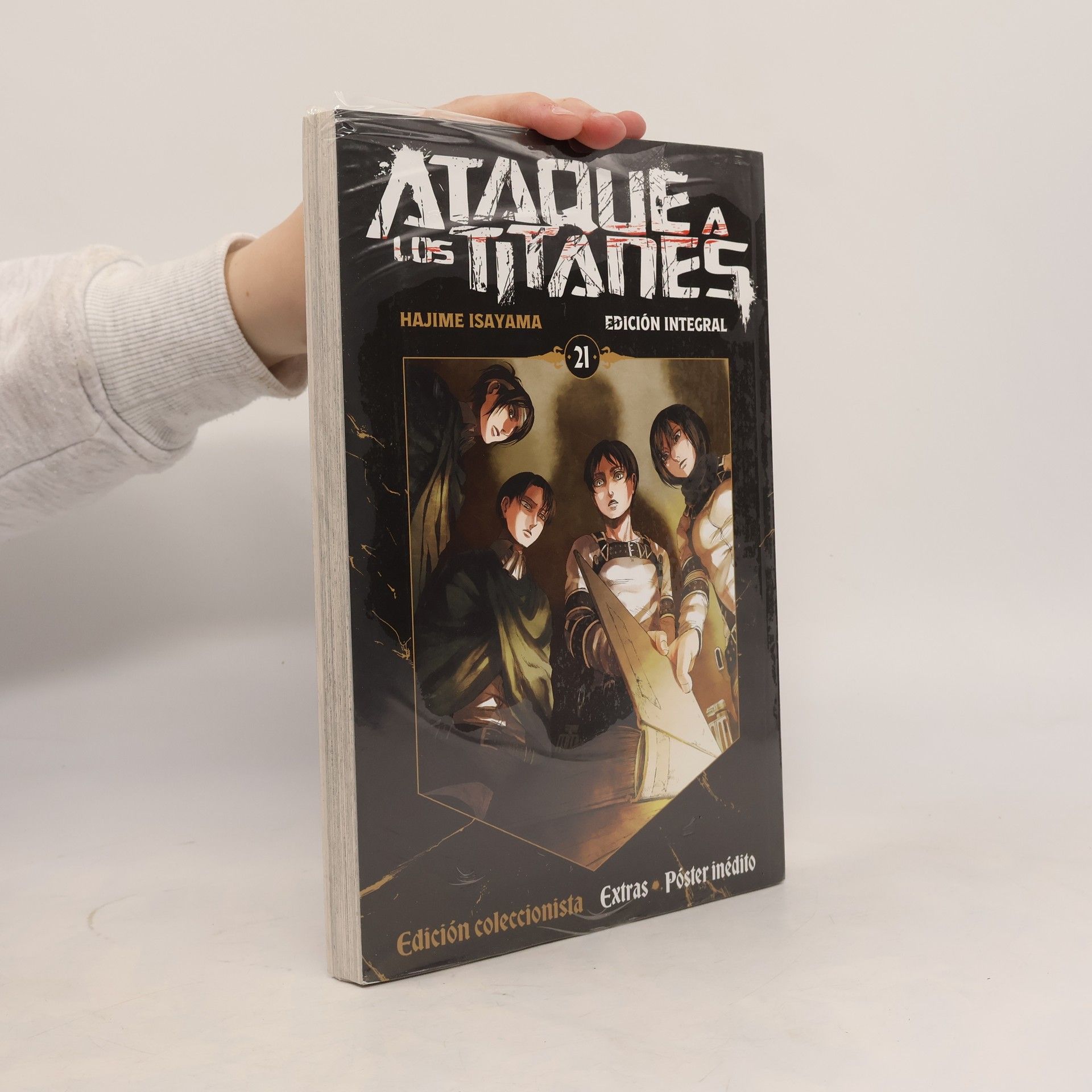 Hajime Isayama Ataque a los Titanes