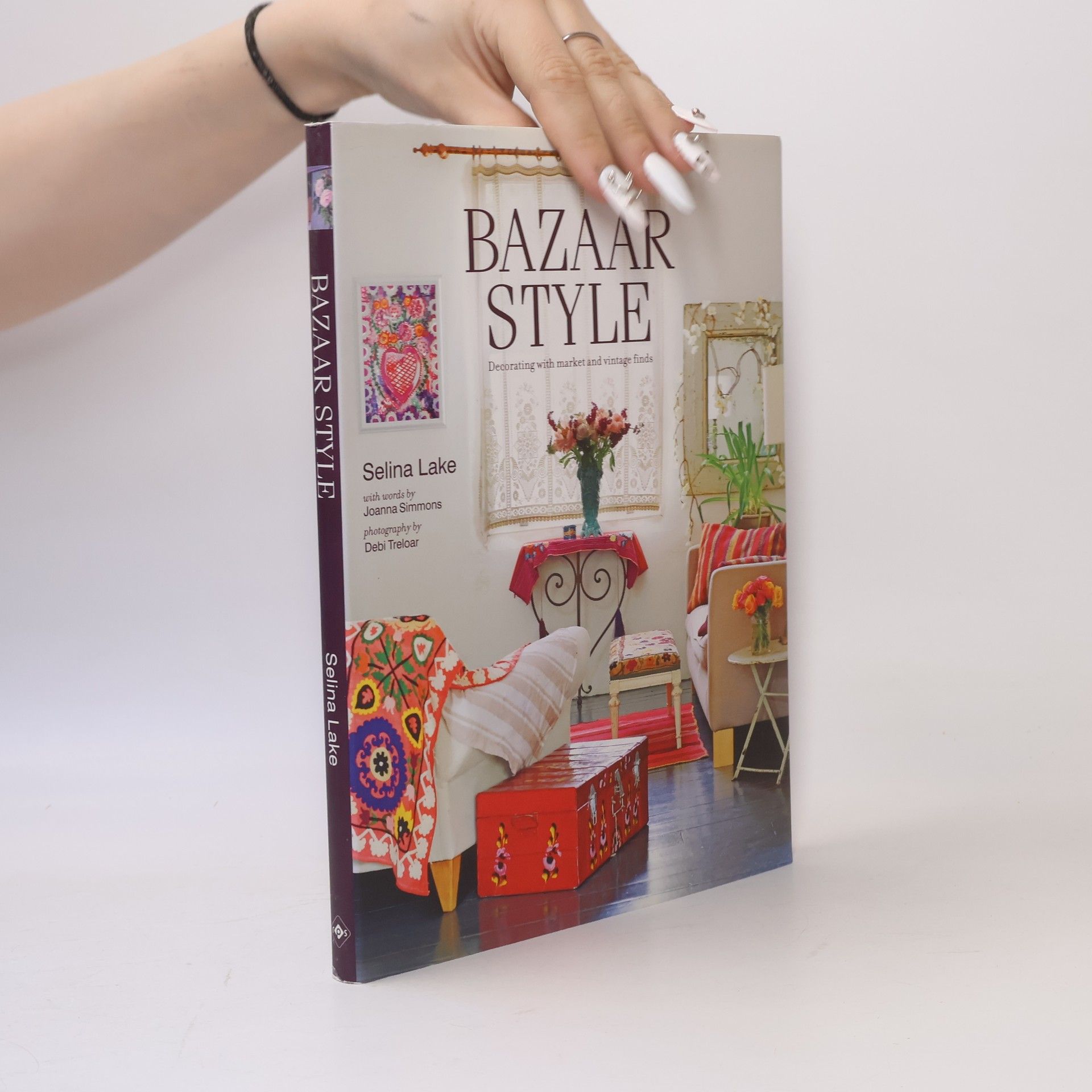Joanna Simmons Bazaar Style