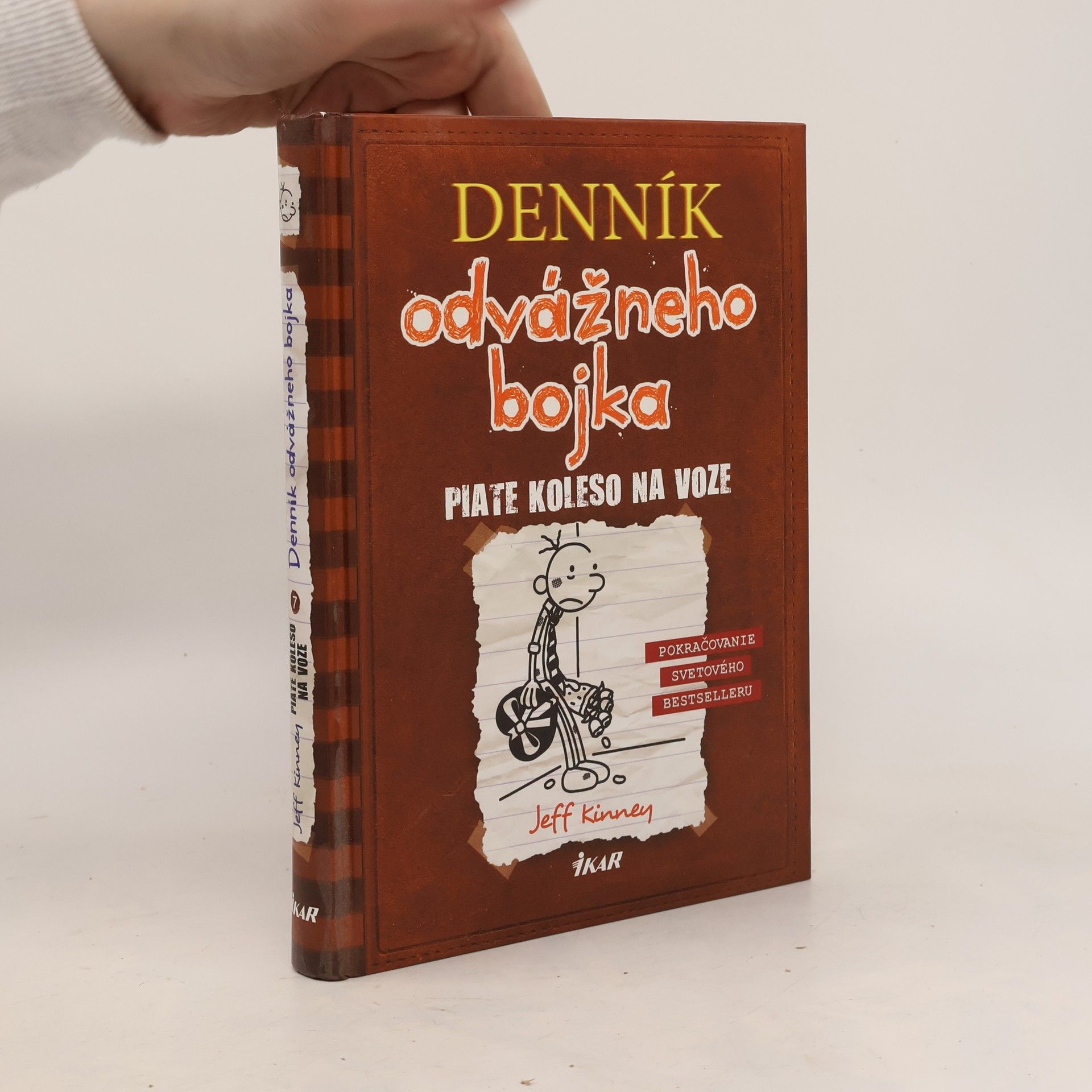 Jeff Kinney Denník odvážneho bojka 7. Piate koleso na voze