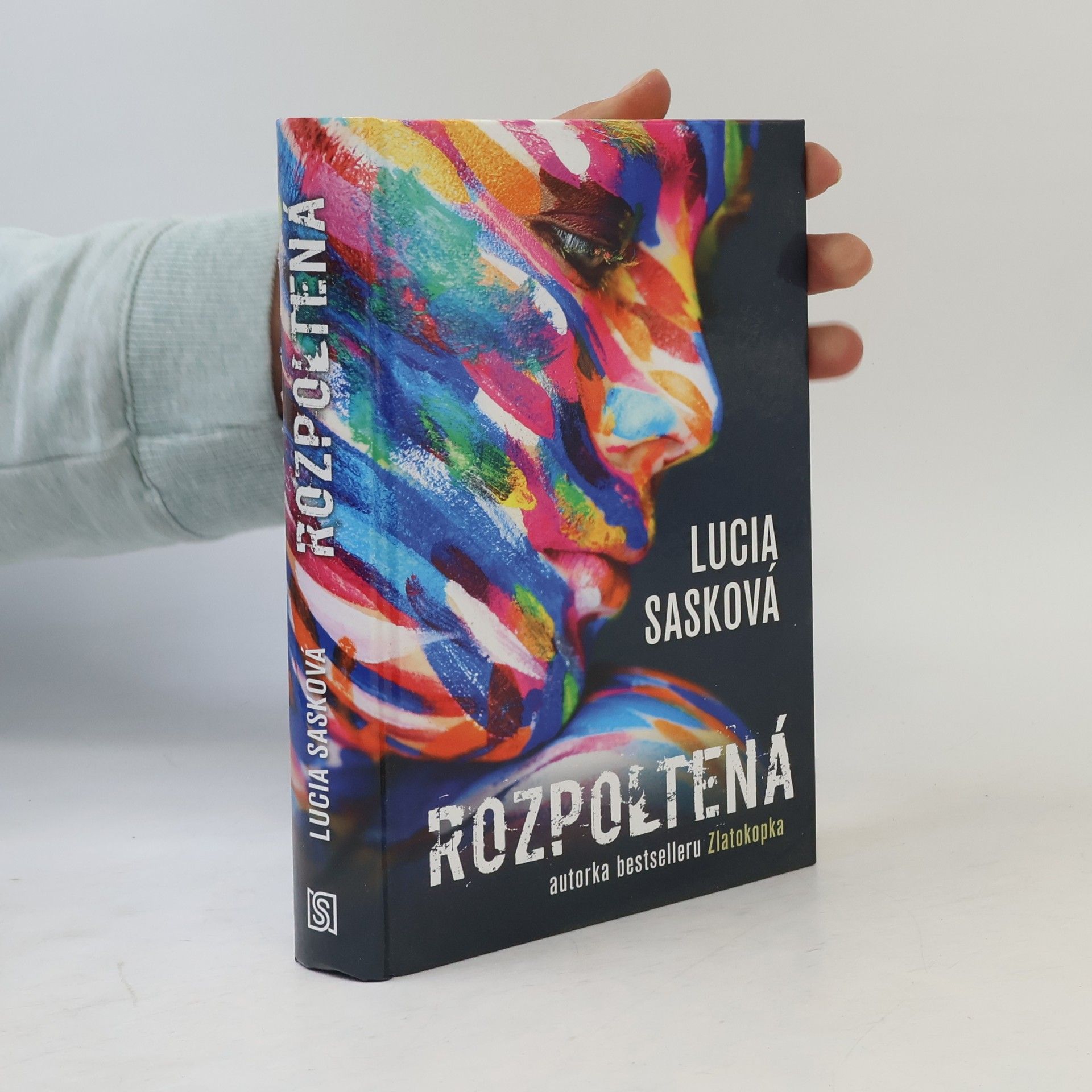 Lucia Sasková Rozpoltená