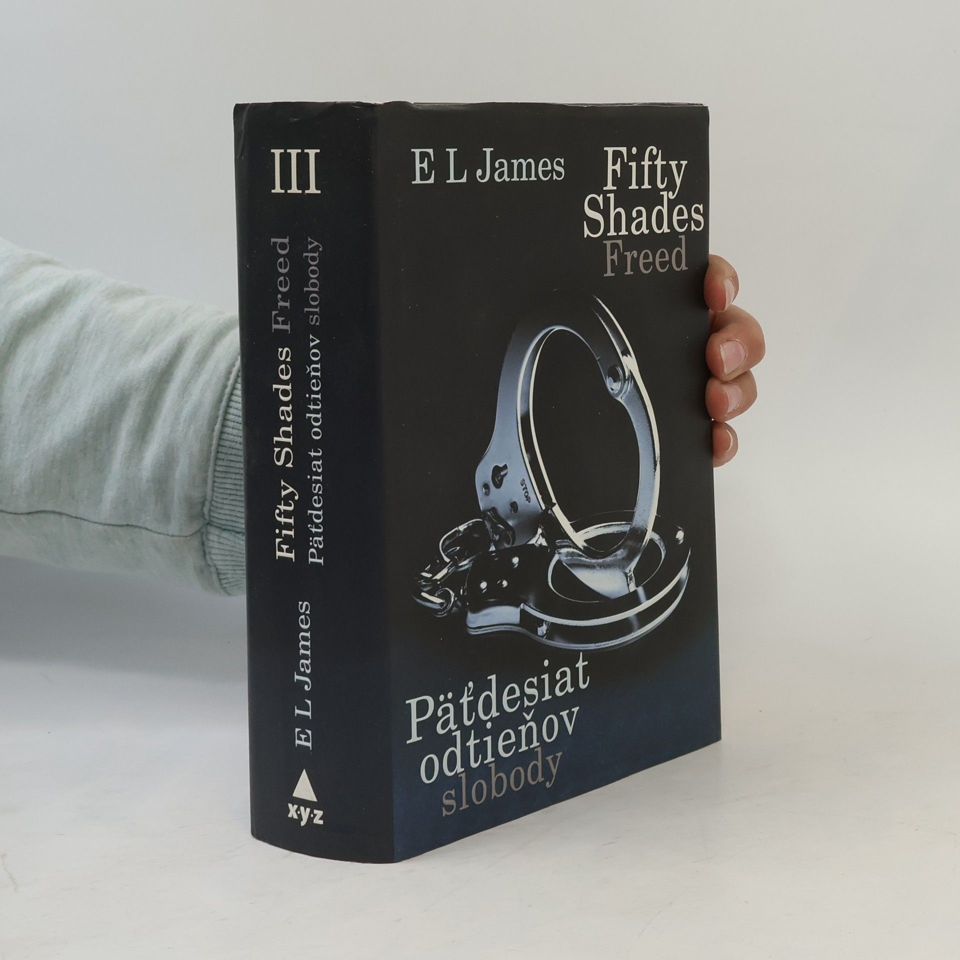 E. L. James Päťdesiat odtieňov slobody