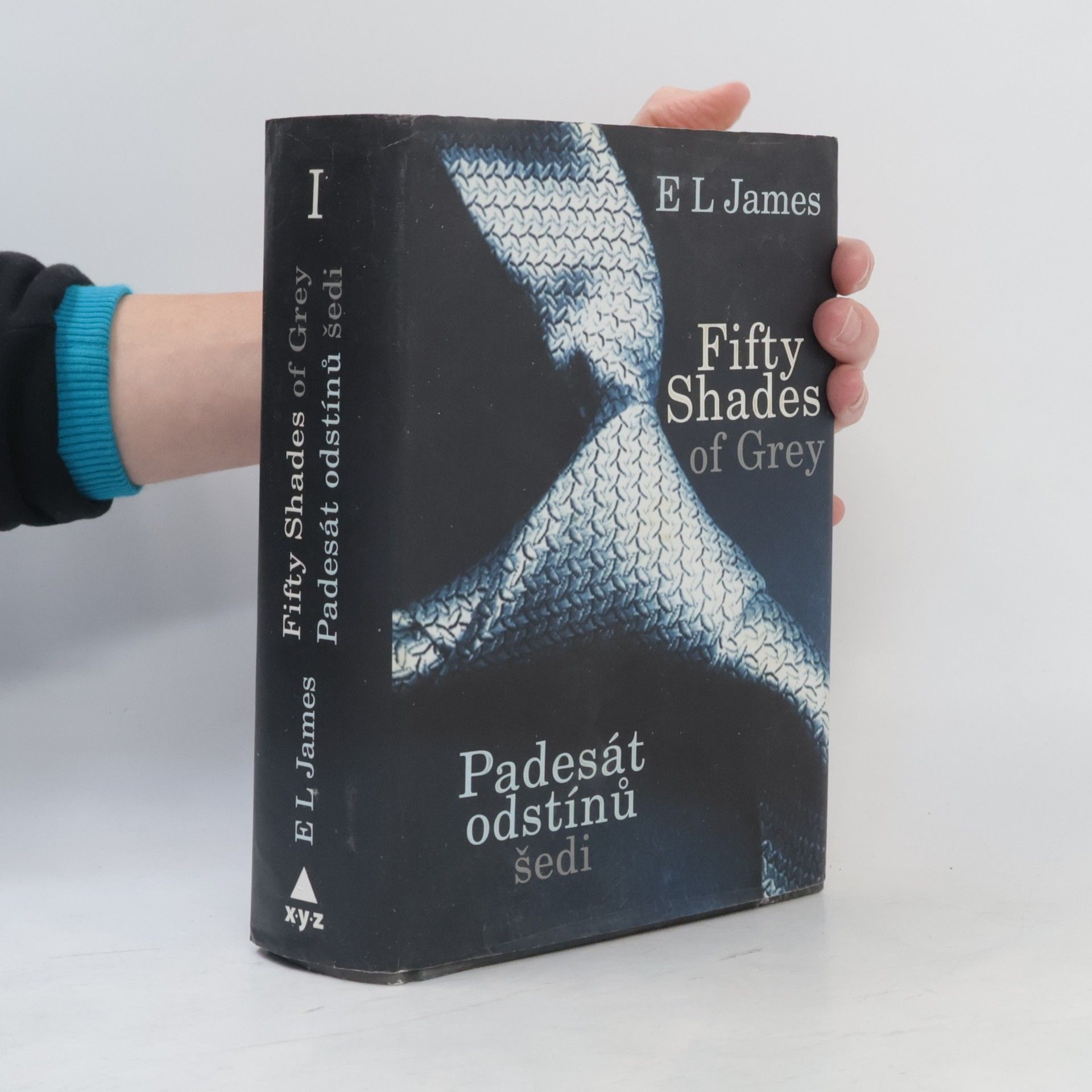 E L James Padesát odstínů šedi