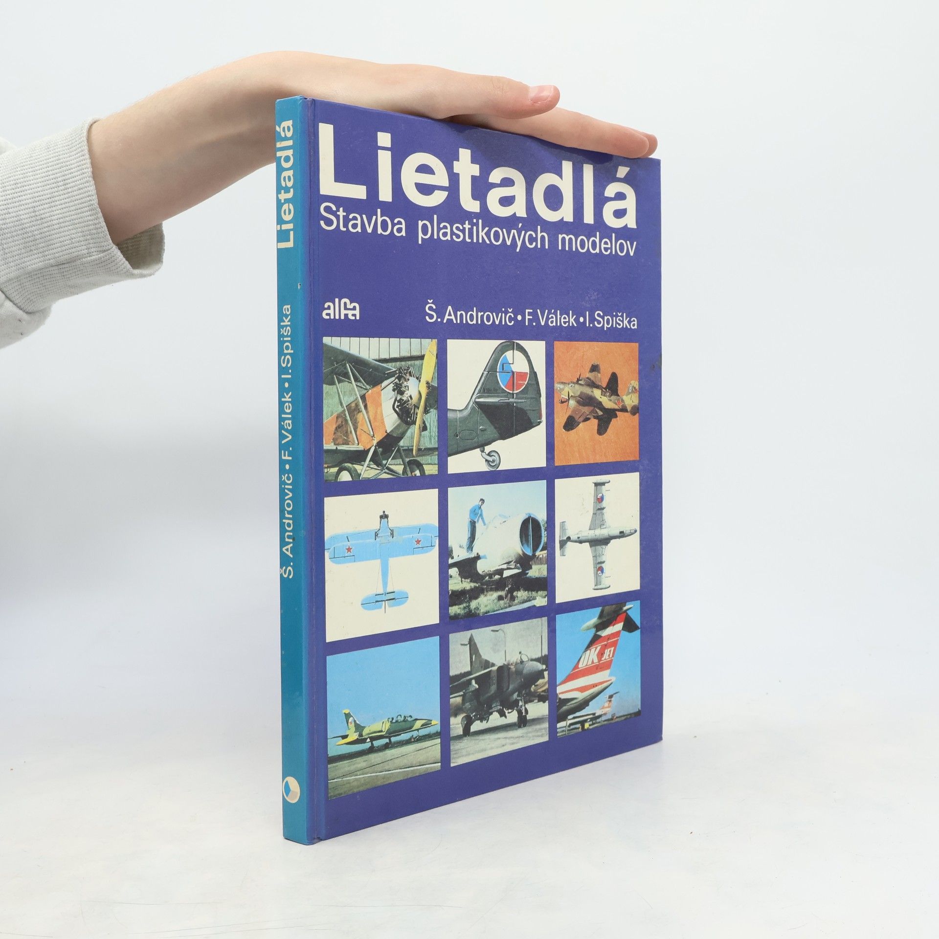 I. Spiška Lietadlá: Stavba plastikových modelov