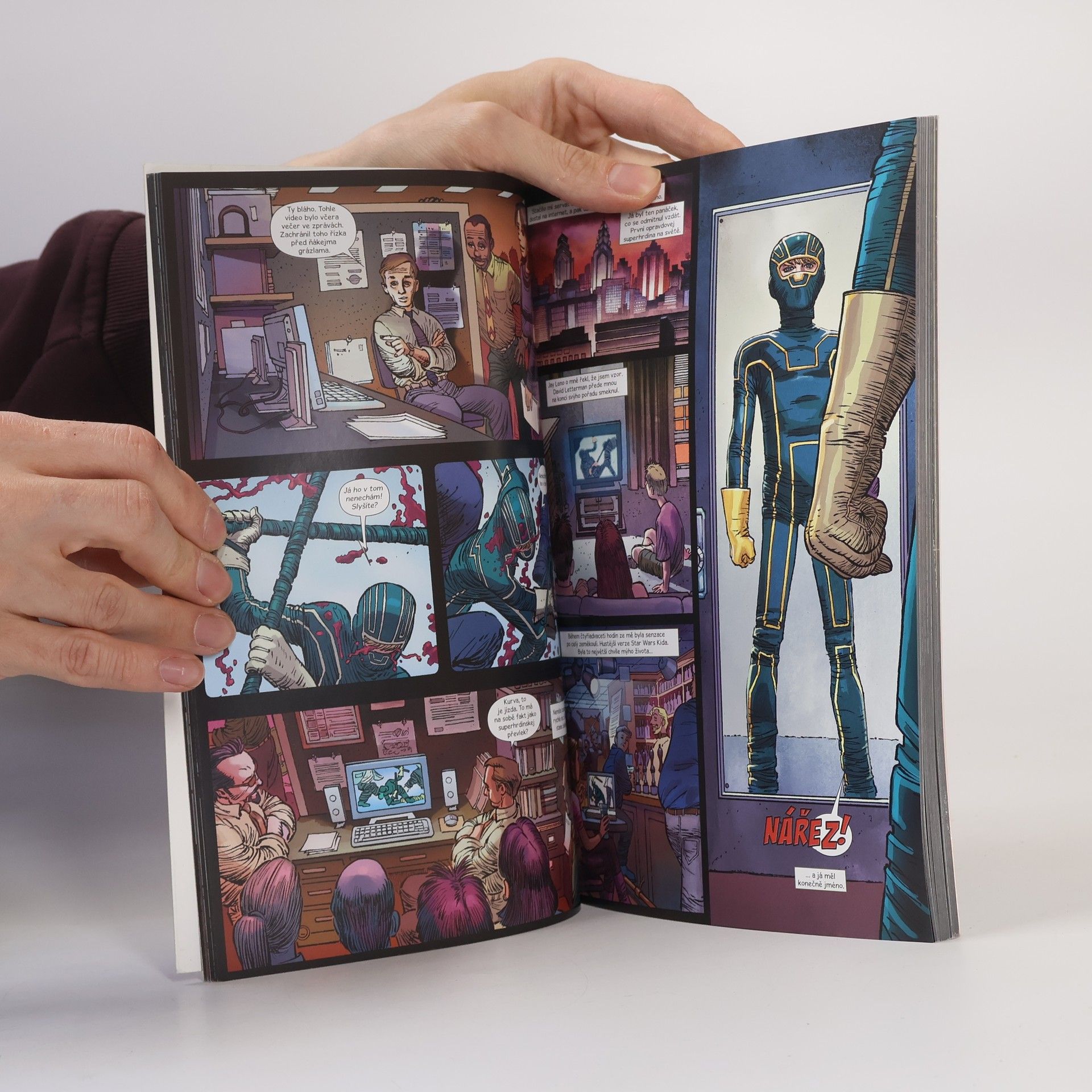Mark Millar Kick-Ass. Nářez