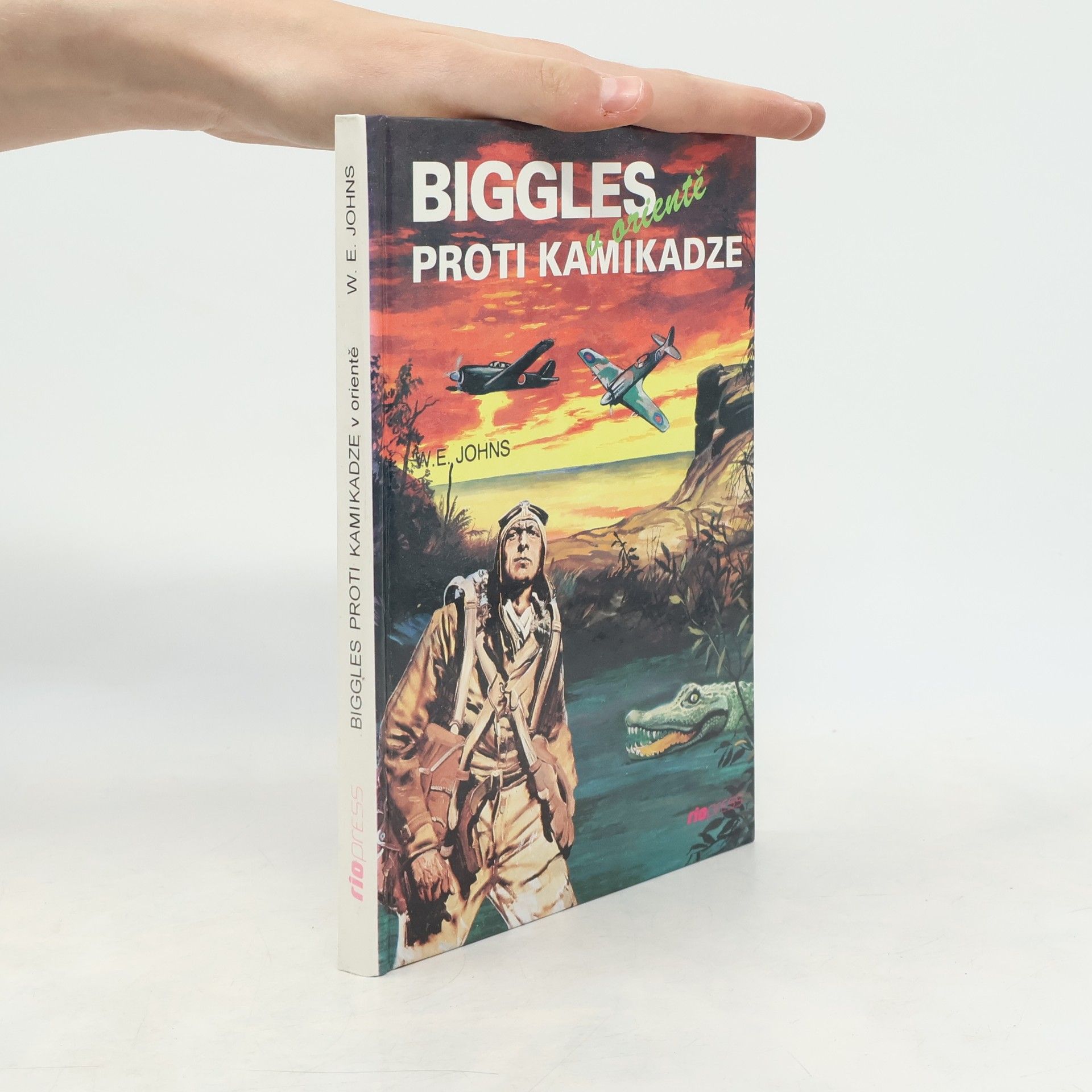 W. E. Johns Biggles proti kamikadze v Orientě