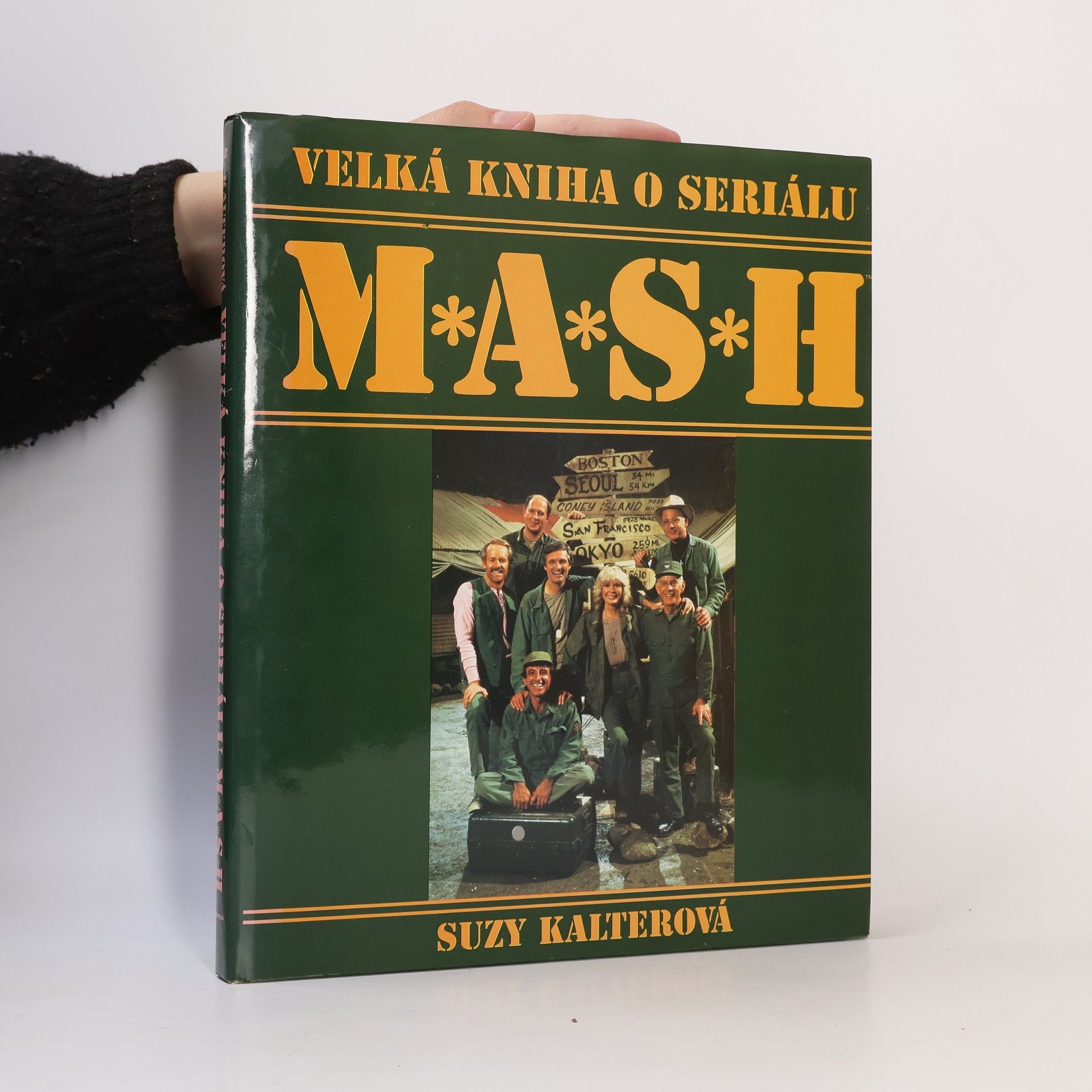 Suzy Kalter Velká kniha o seriálu M*A*S*H