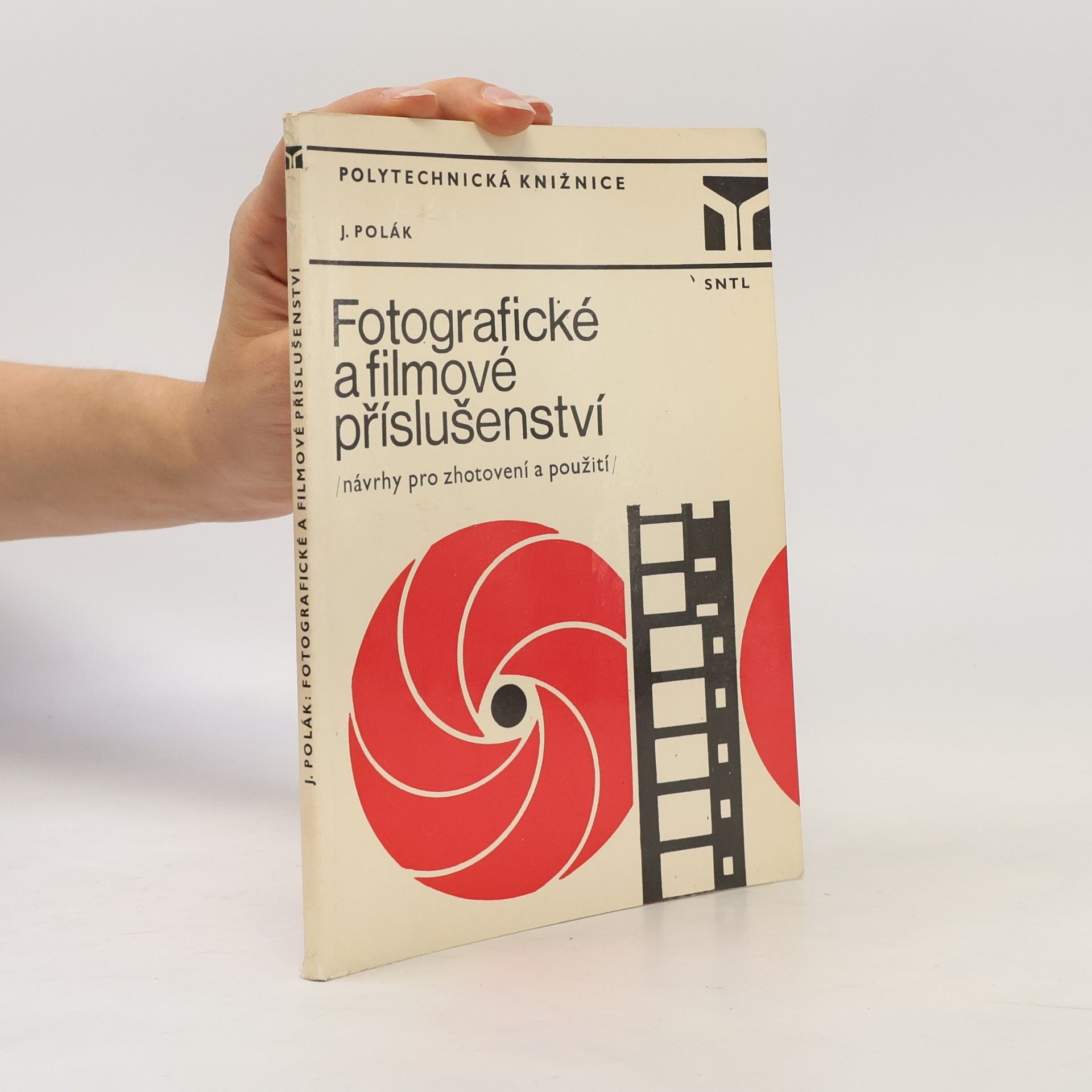 Josef Polák Fotografické a filmové příslušenství