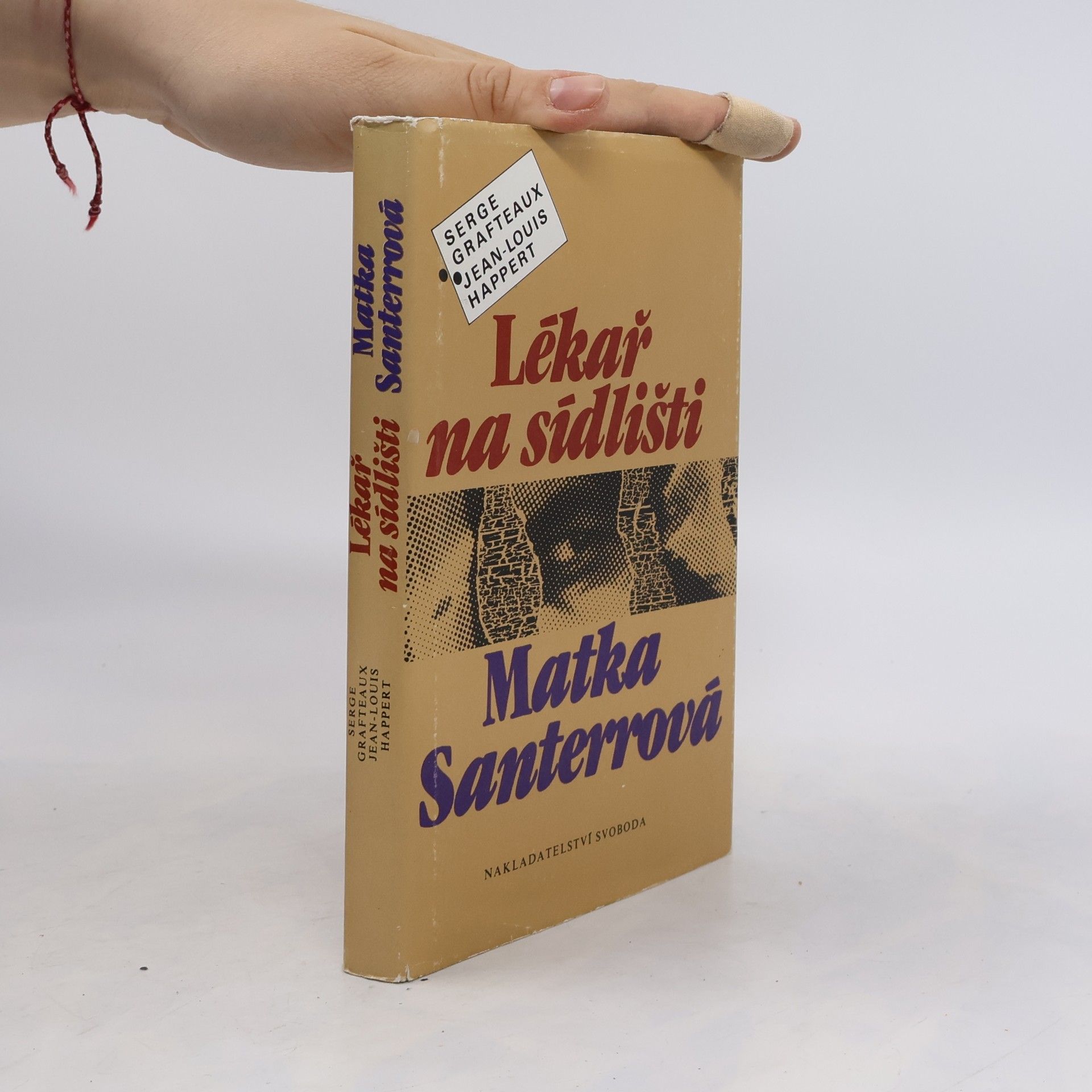 Lékař na sídlišti. Matka Santerrová