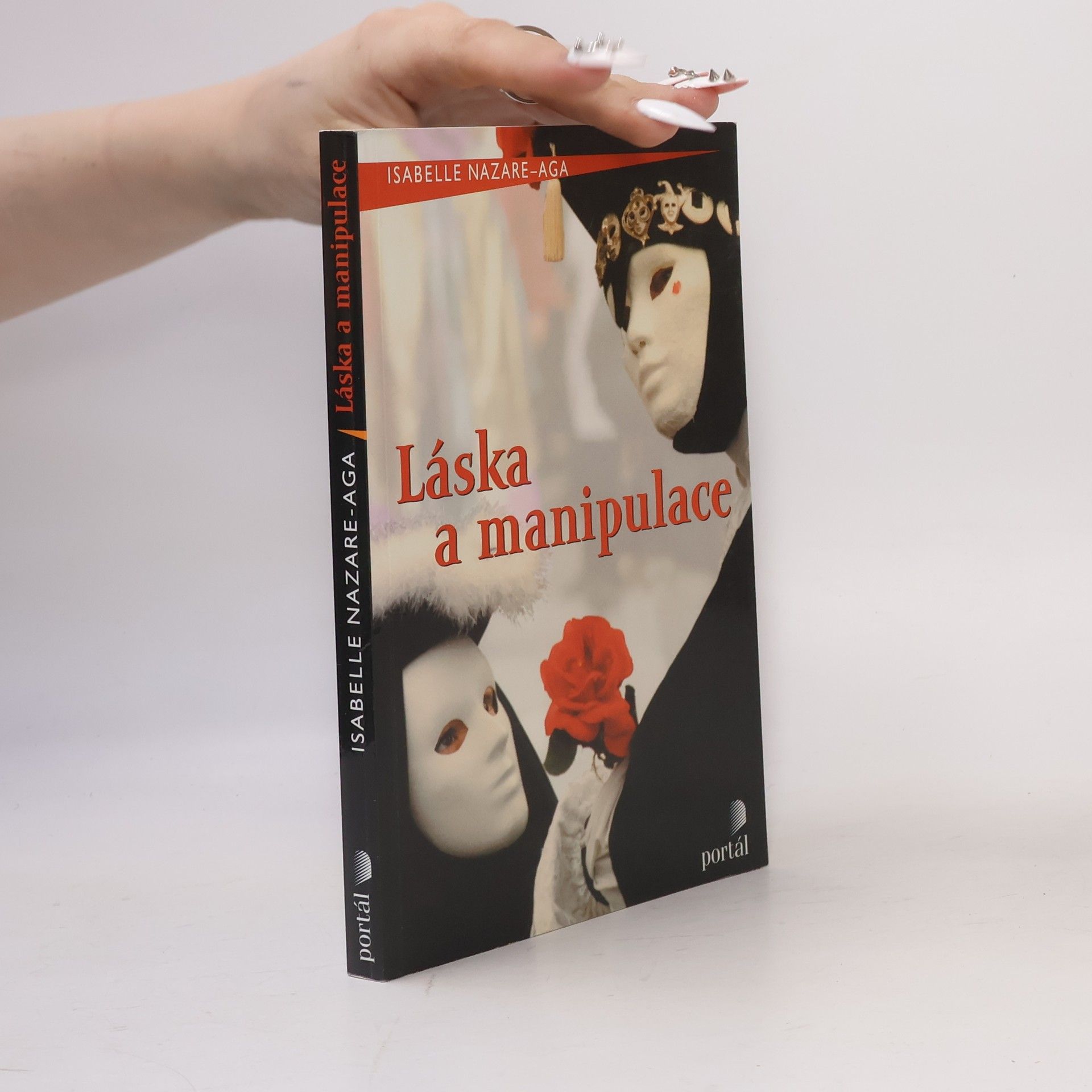 Isabelle Nazare-Aga Láska a manipulace