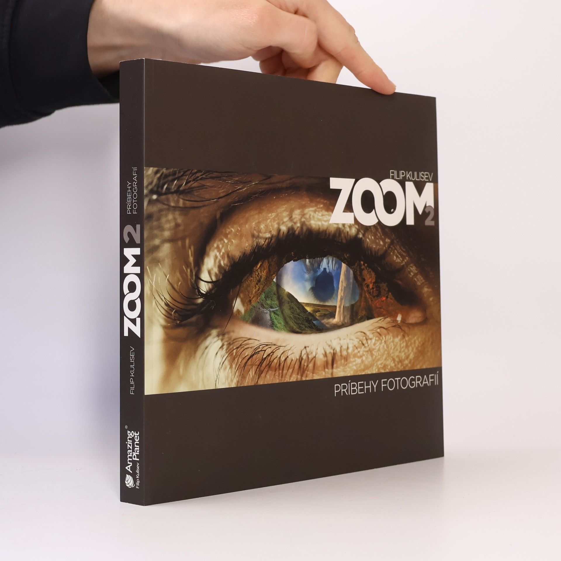 Filip Kulisev ZOOM 2 - Príbehy fotografií