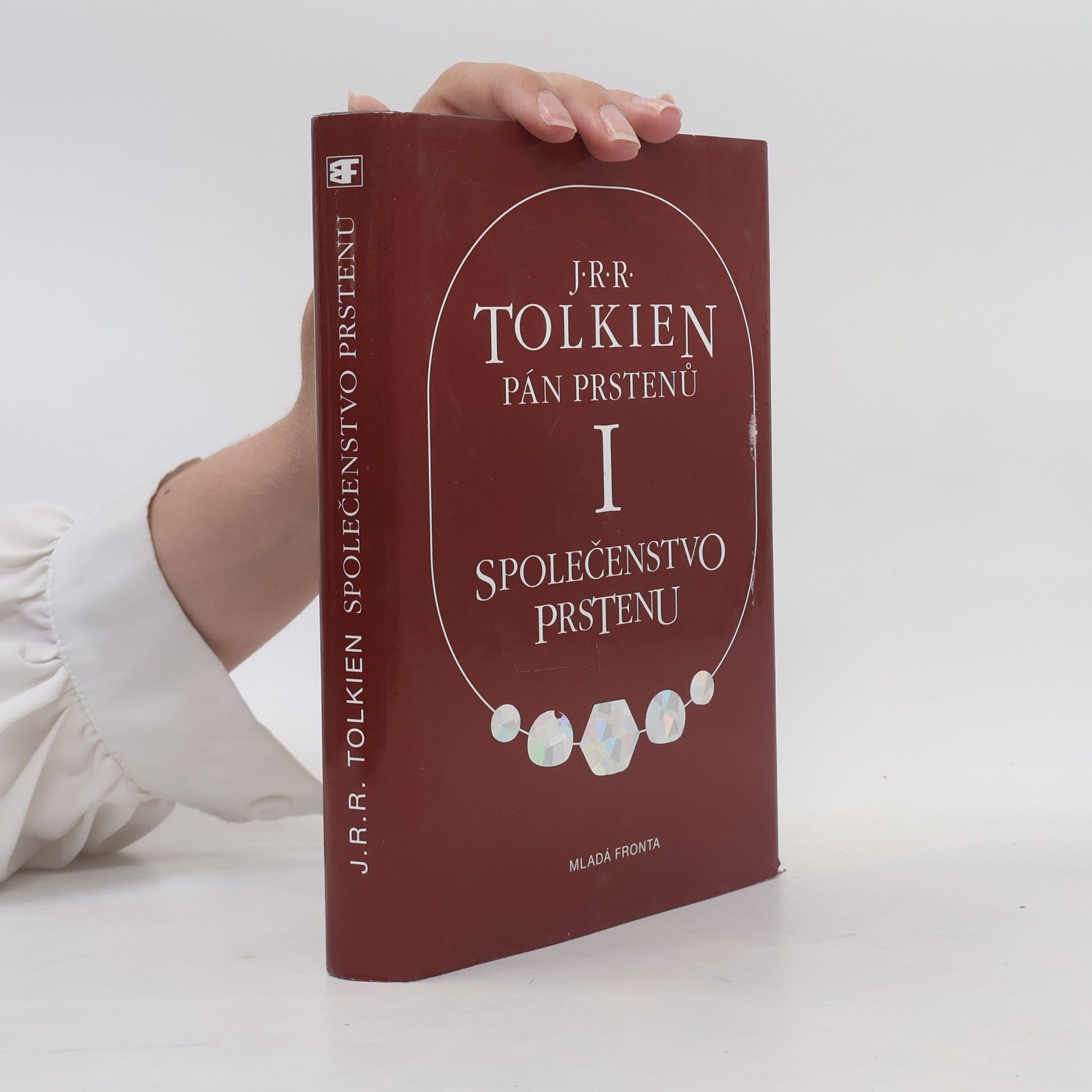 J. R. R. Tolkien Pán prstenů I. Společenstvo prstenu
