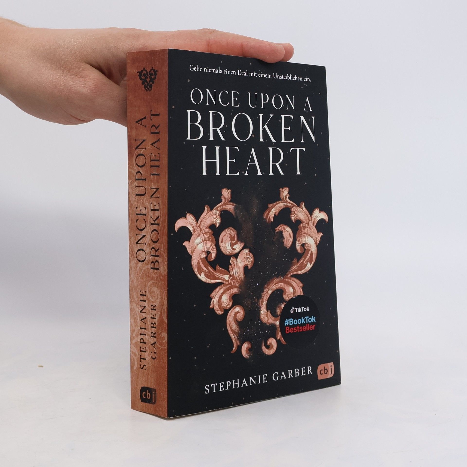 Stephanie Garber Once Upon a Broken Heart