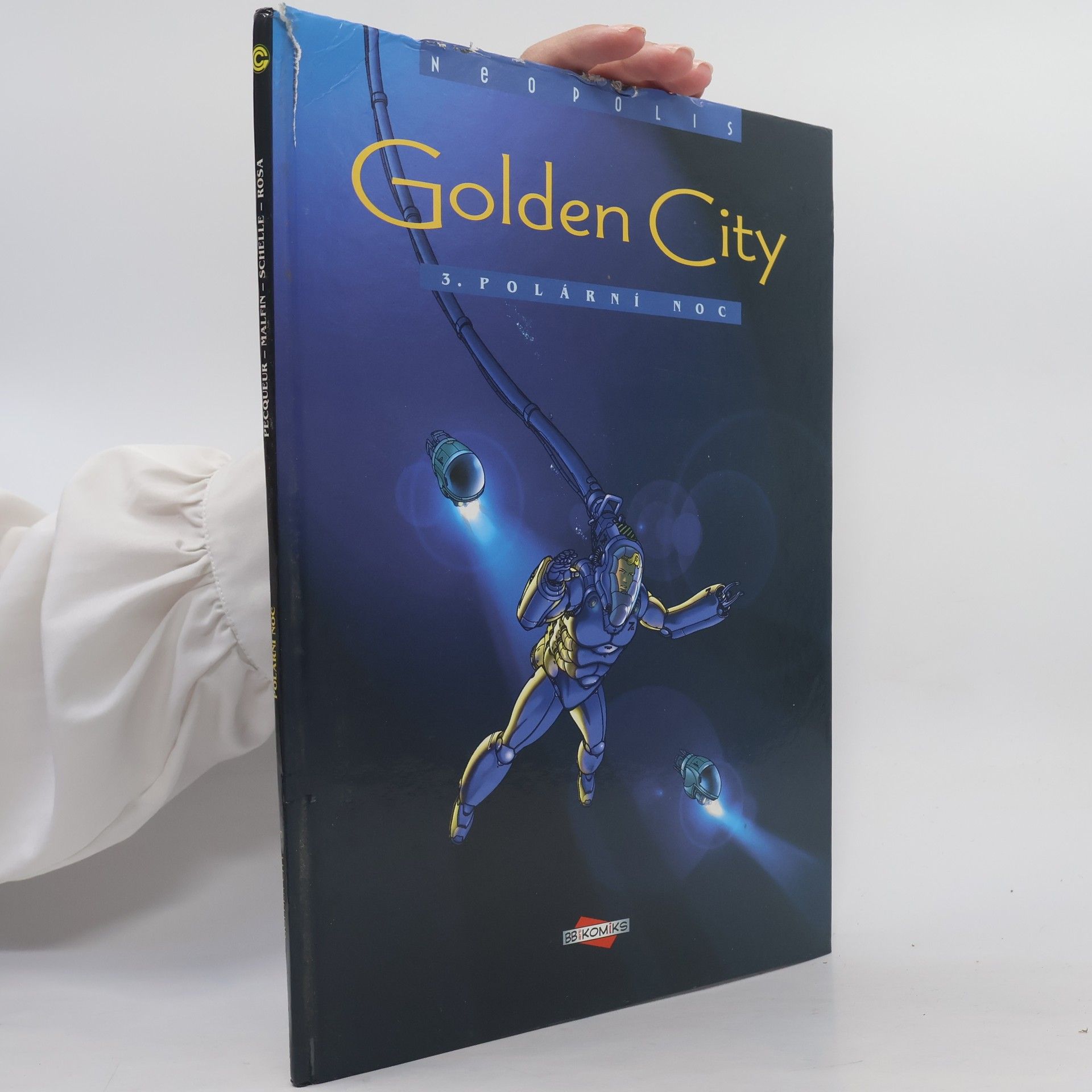 Pierre Schelle Golden City. Polární noc