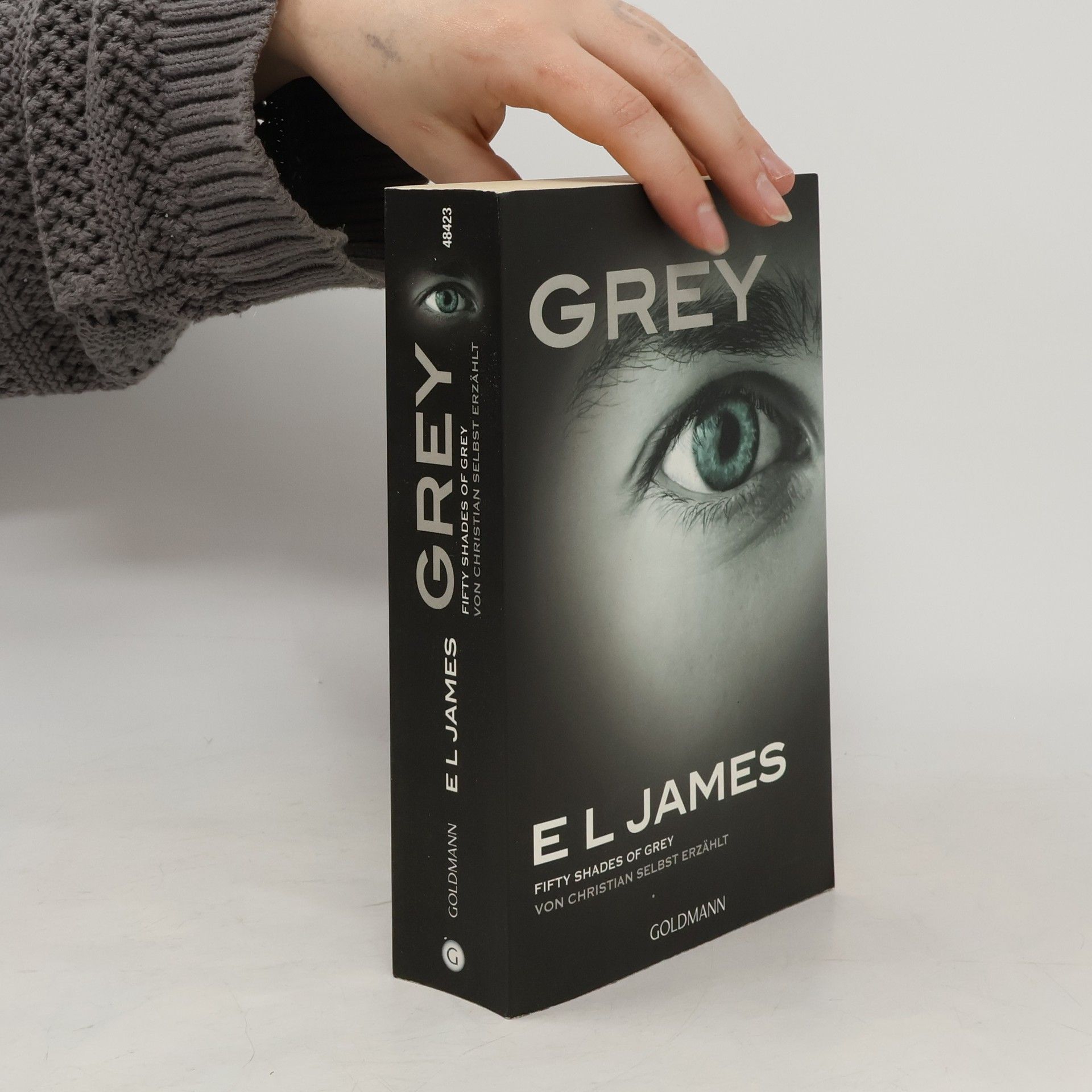 E. L. James Grey