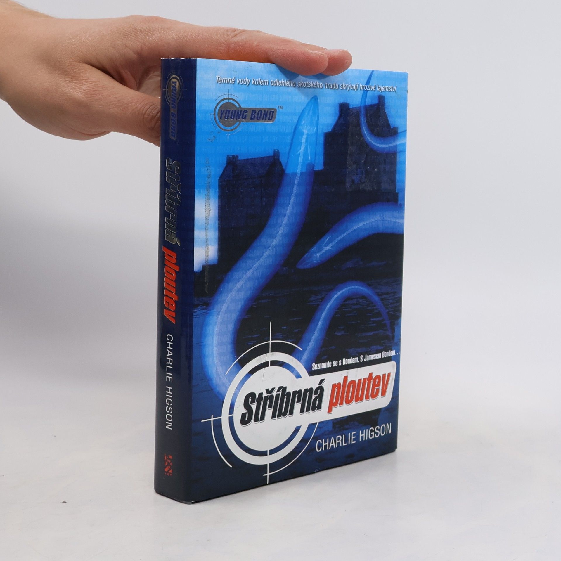 Charlie Higson Stříbrná ploutev
