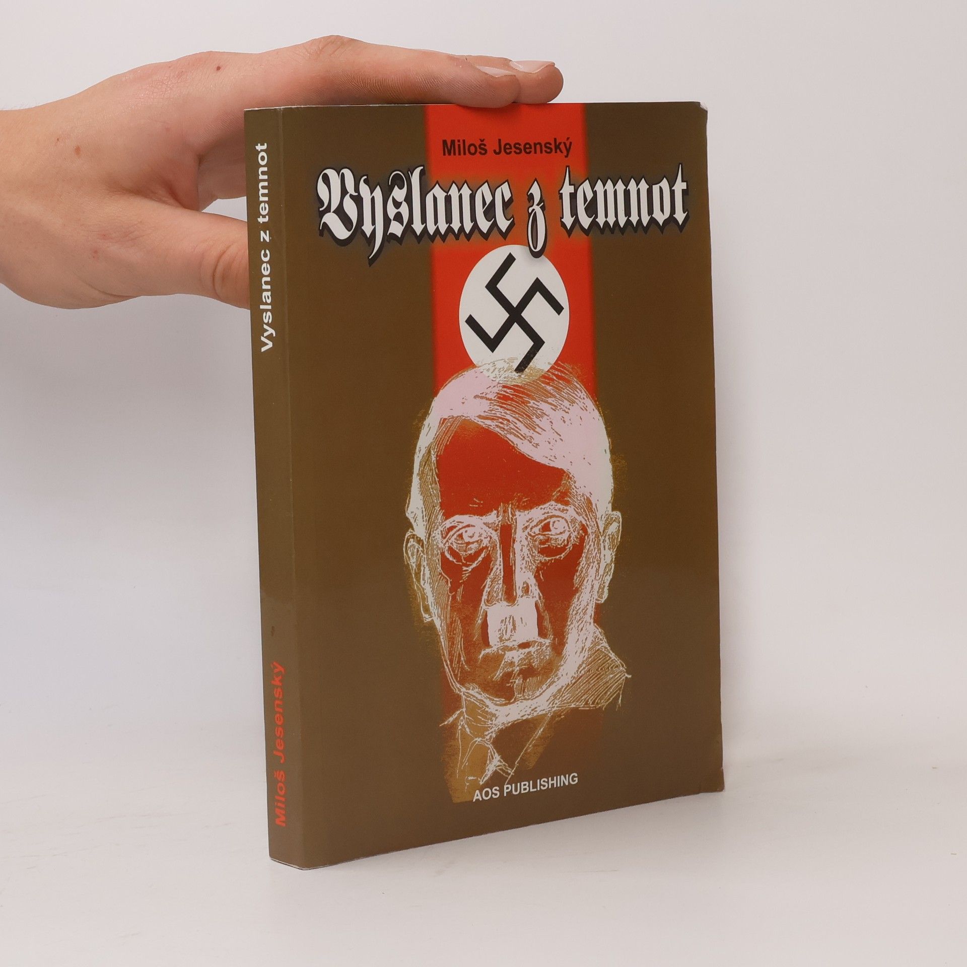 Miloš Jesenský Vyslanec z temnot