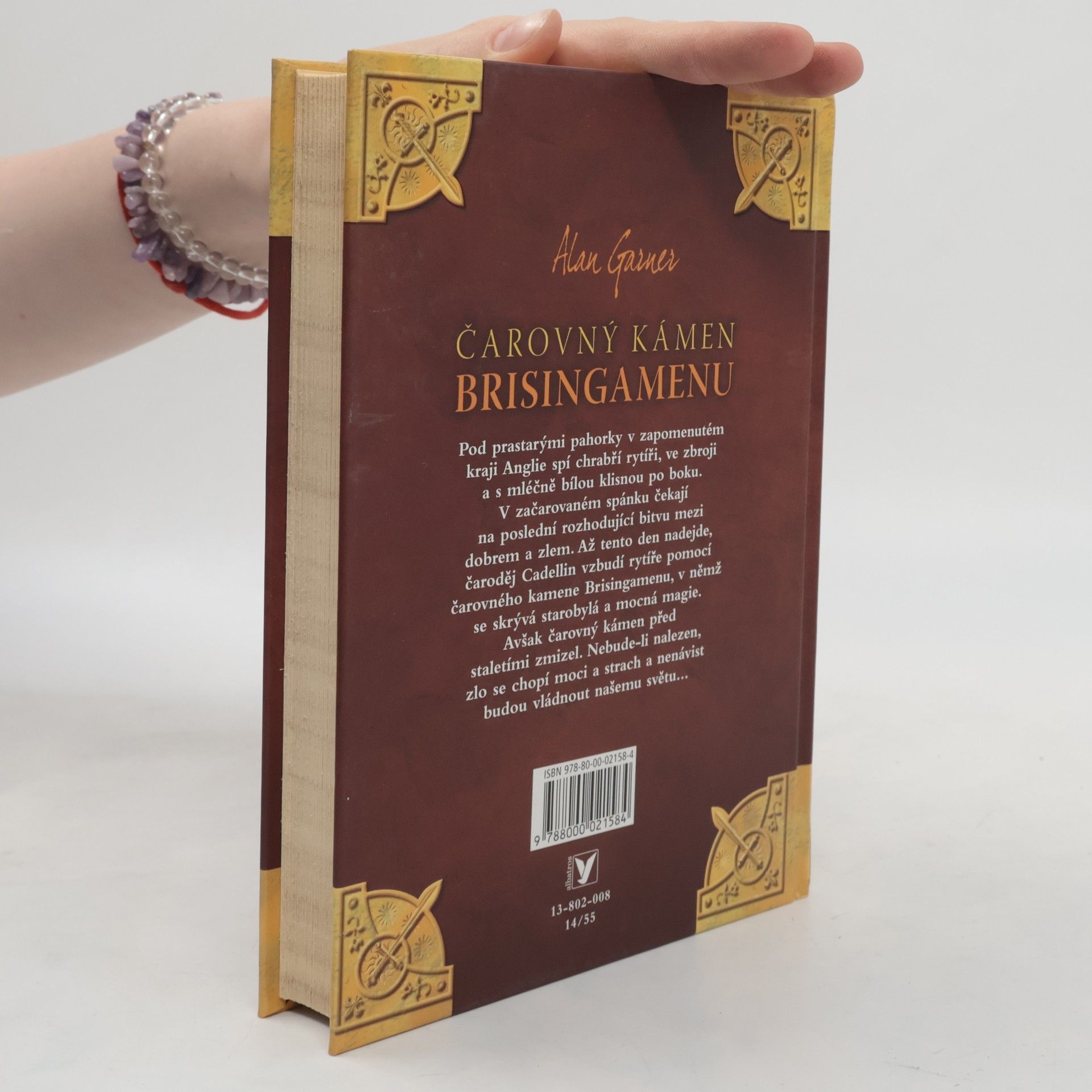 Alan Garner Čarovný kámen Brisingamenu