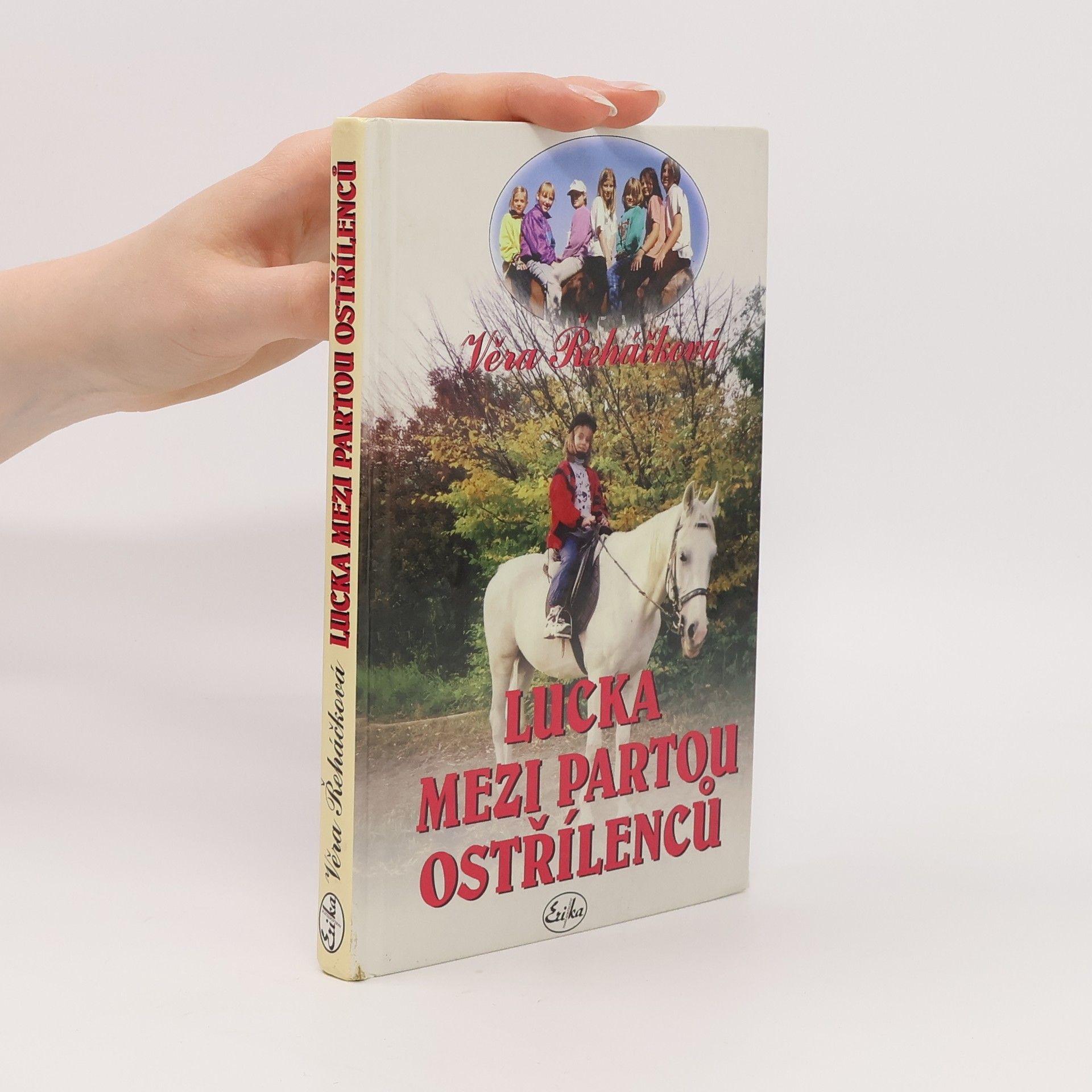 Věra Řeháčková Lucka mezi partou ostřílenců