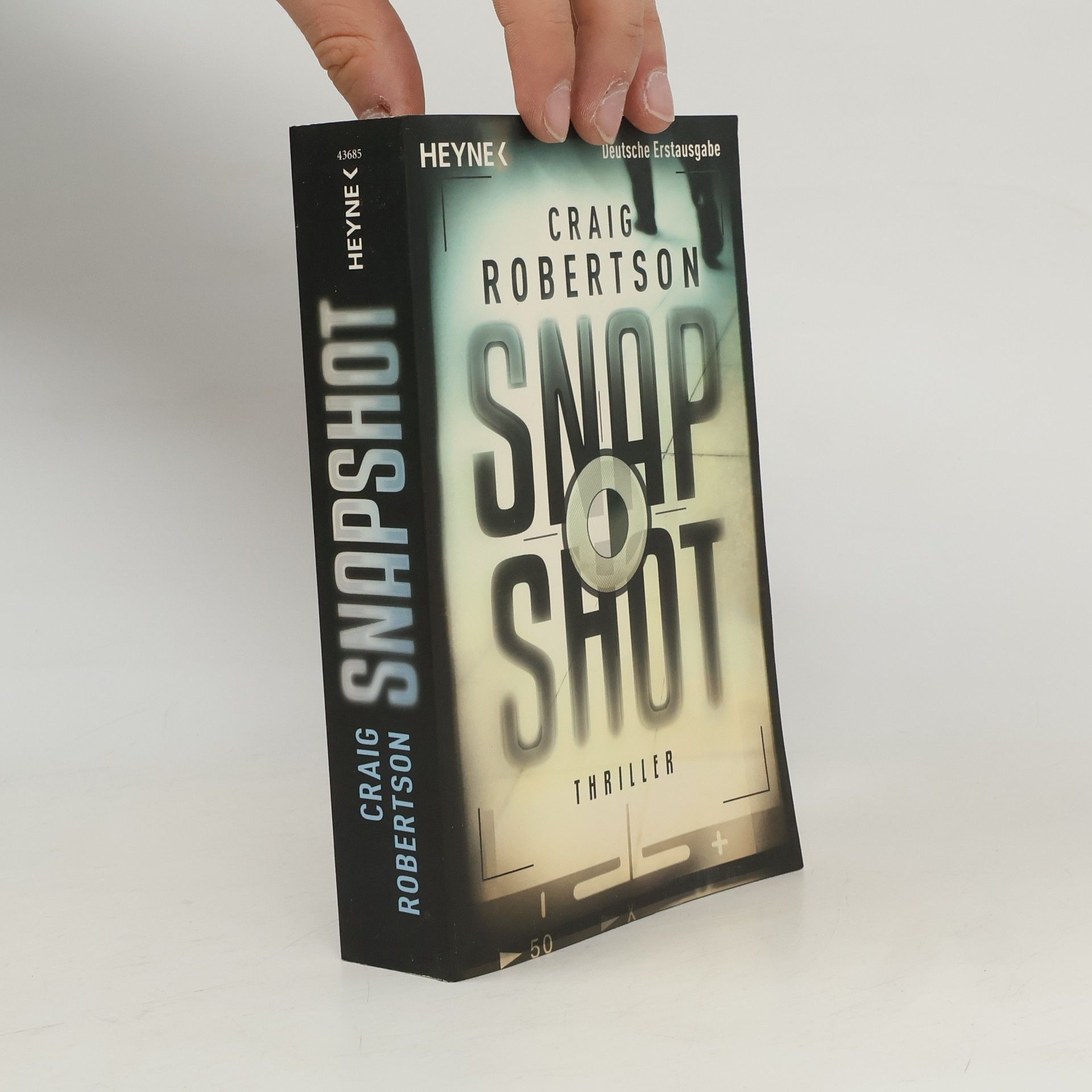 Craig Robertson Snapshot