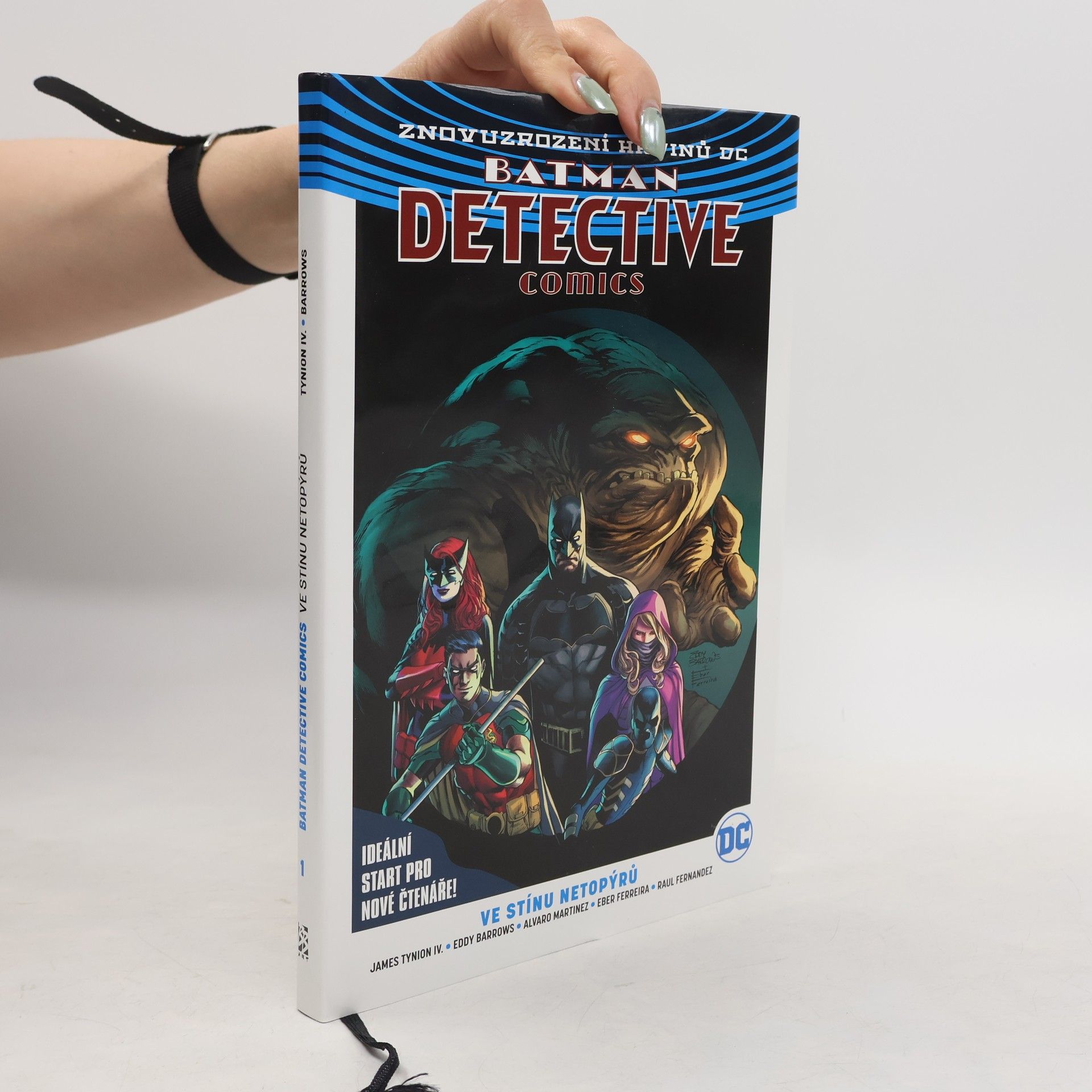 Kolektív autorov Batman Detective Comics: Ve stínu netopýrů