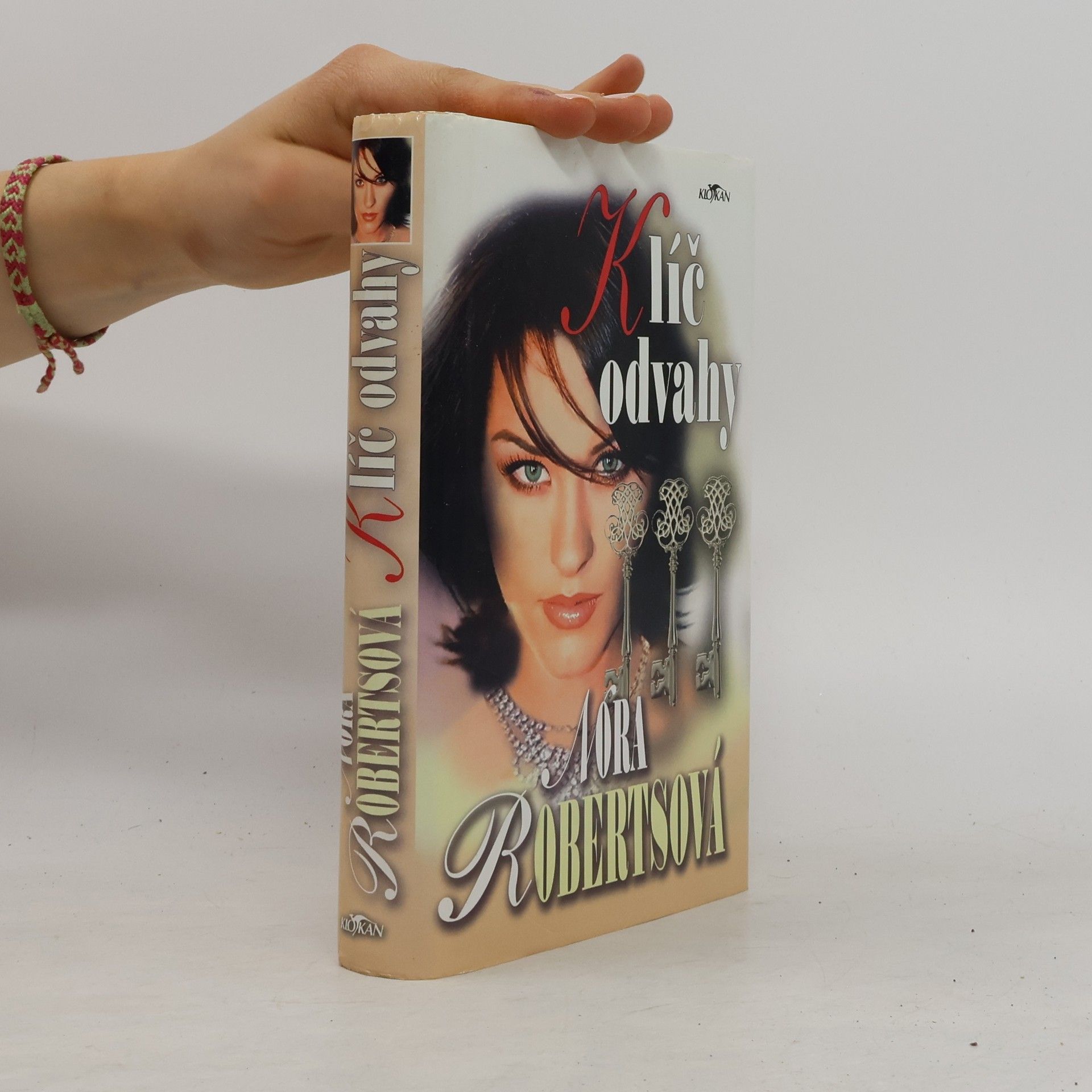 Nora Roberts Klíč odvahy