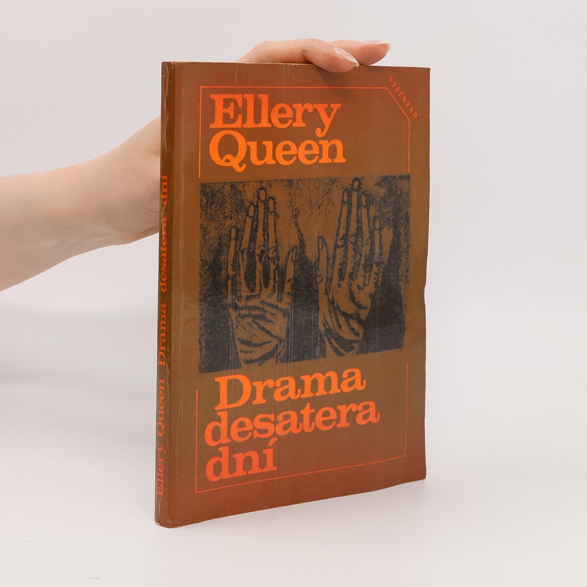 Ellery Queen Drama desatera dní