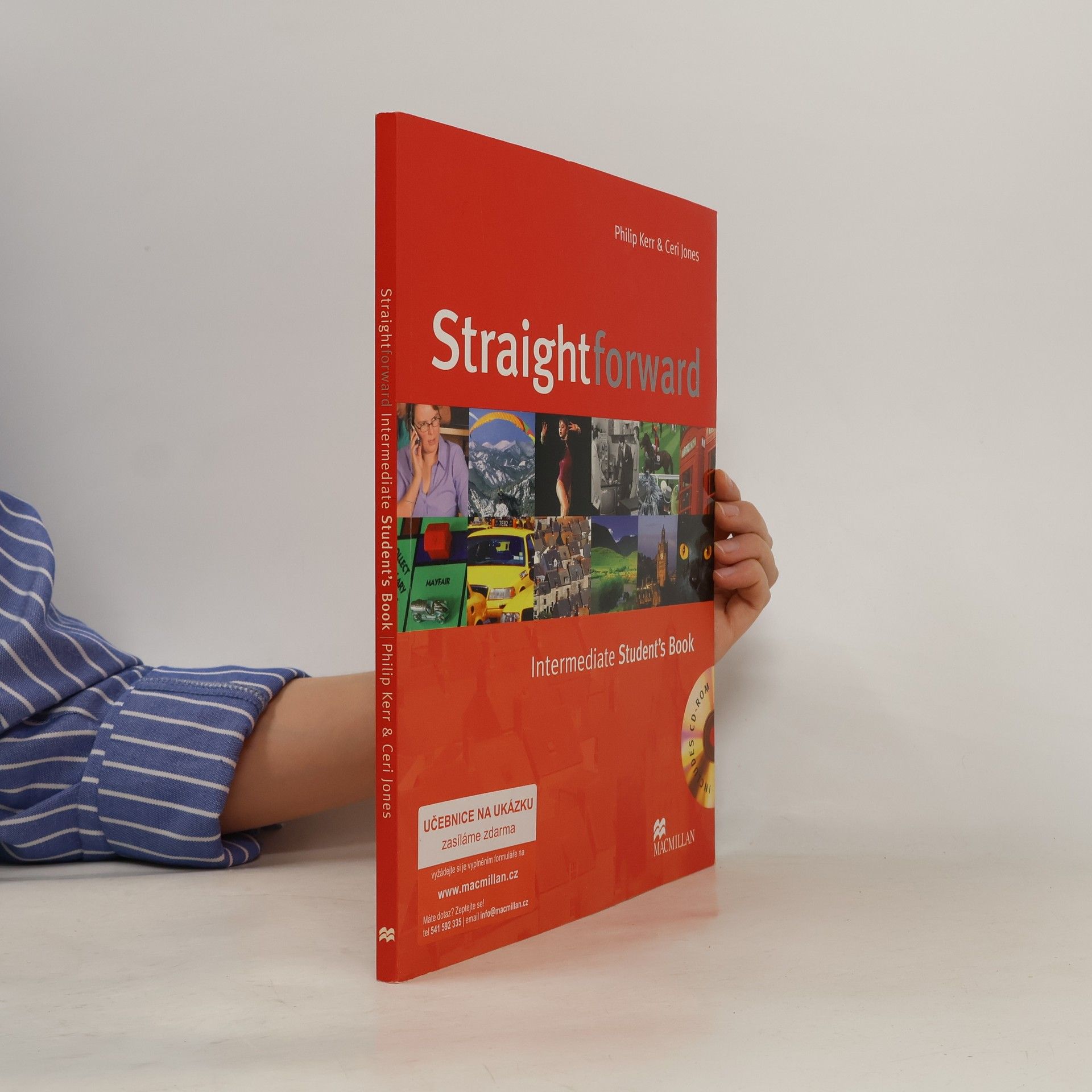 Philip Kerr Straightforward Intermediate: Student´s Book + CDROM