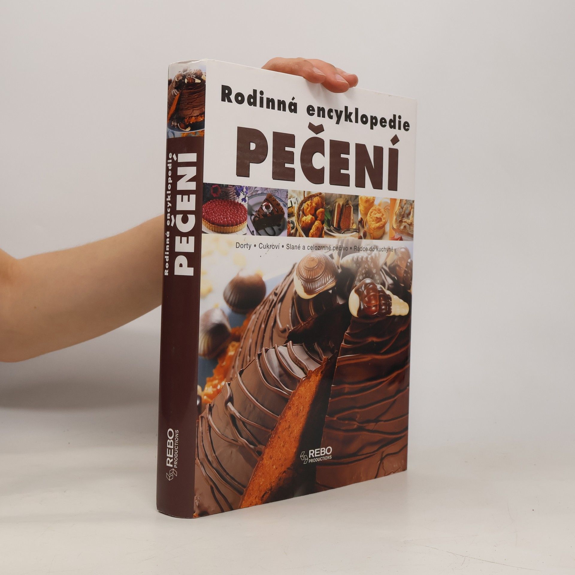 Hana Hejnalová Pečení : dorty, cukroví, slané a celozrnné pečivo, rádce do kuchyně
