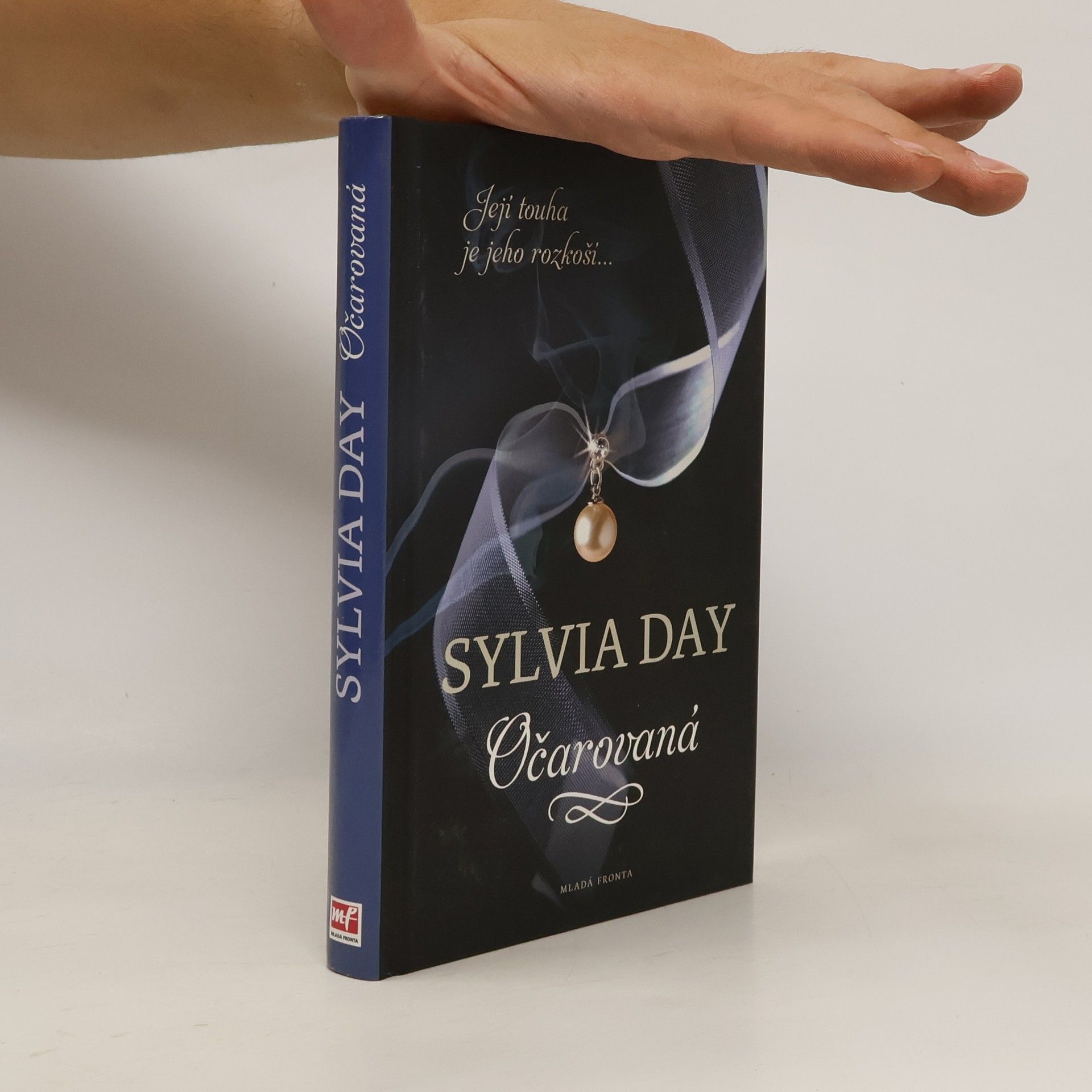Sylvia Day Očarovaná