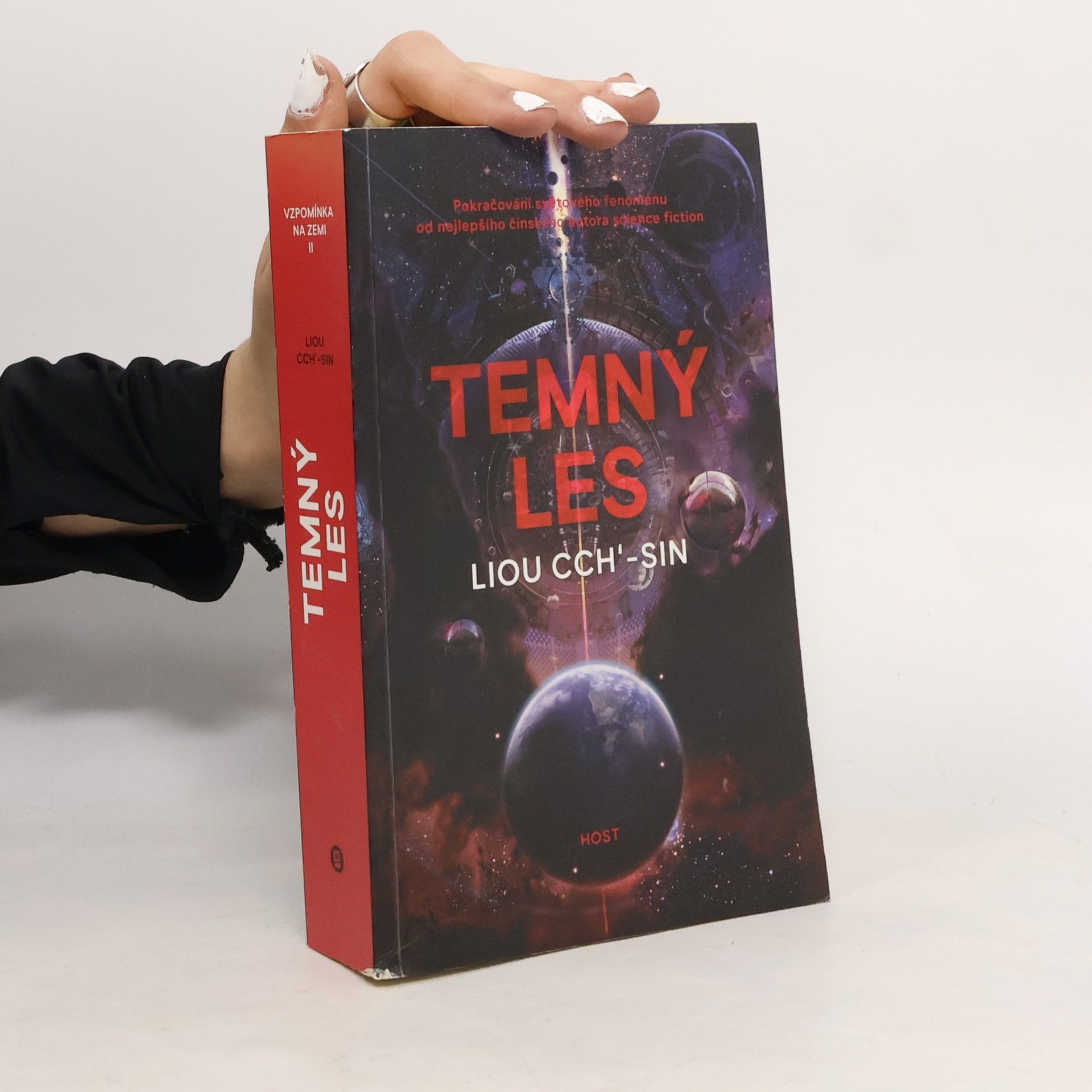 Cixin Liu Temný les