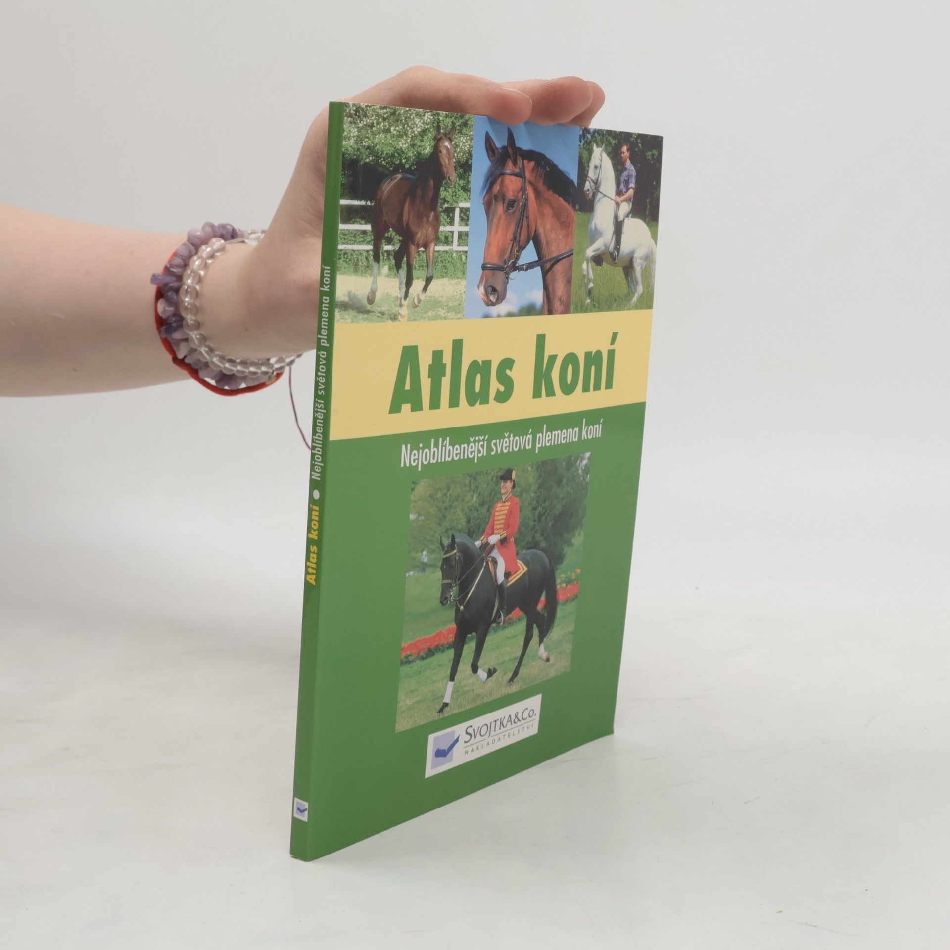 Various authors Atlas koní