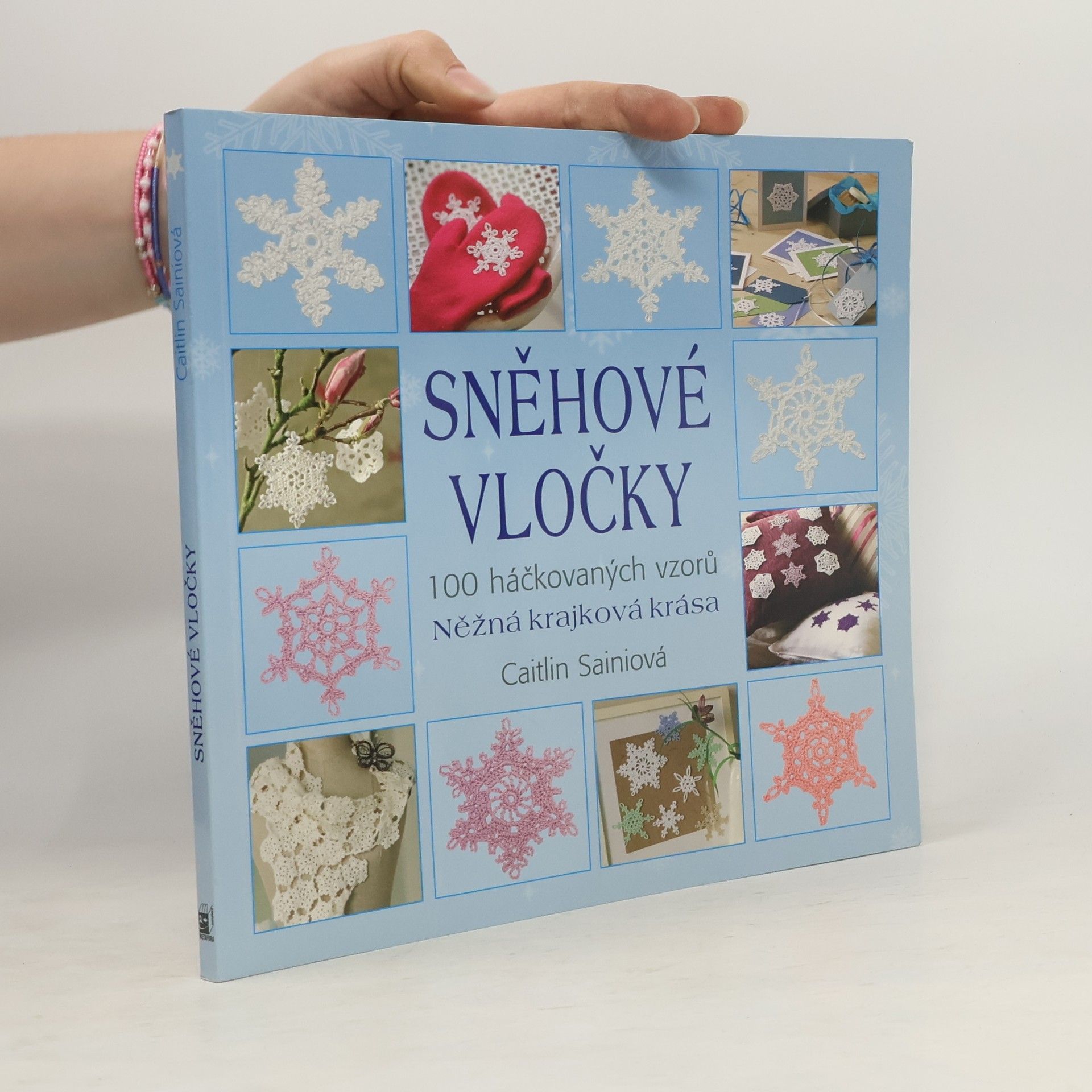 Caitlin Sainio Sněhové vločky - 100 háčkovaných vzorů