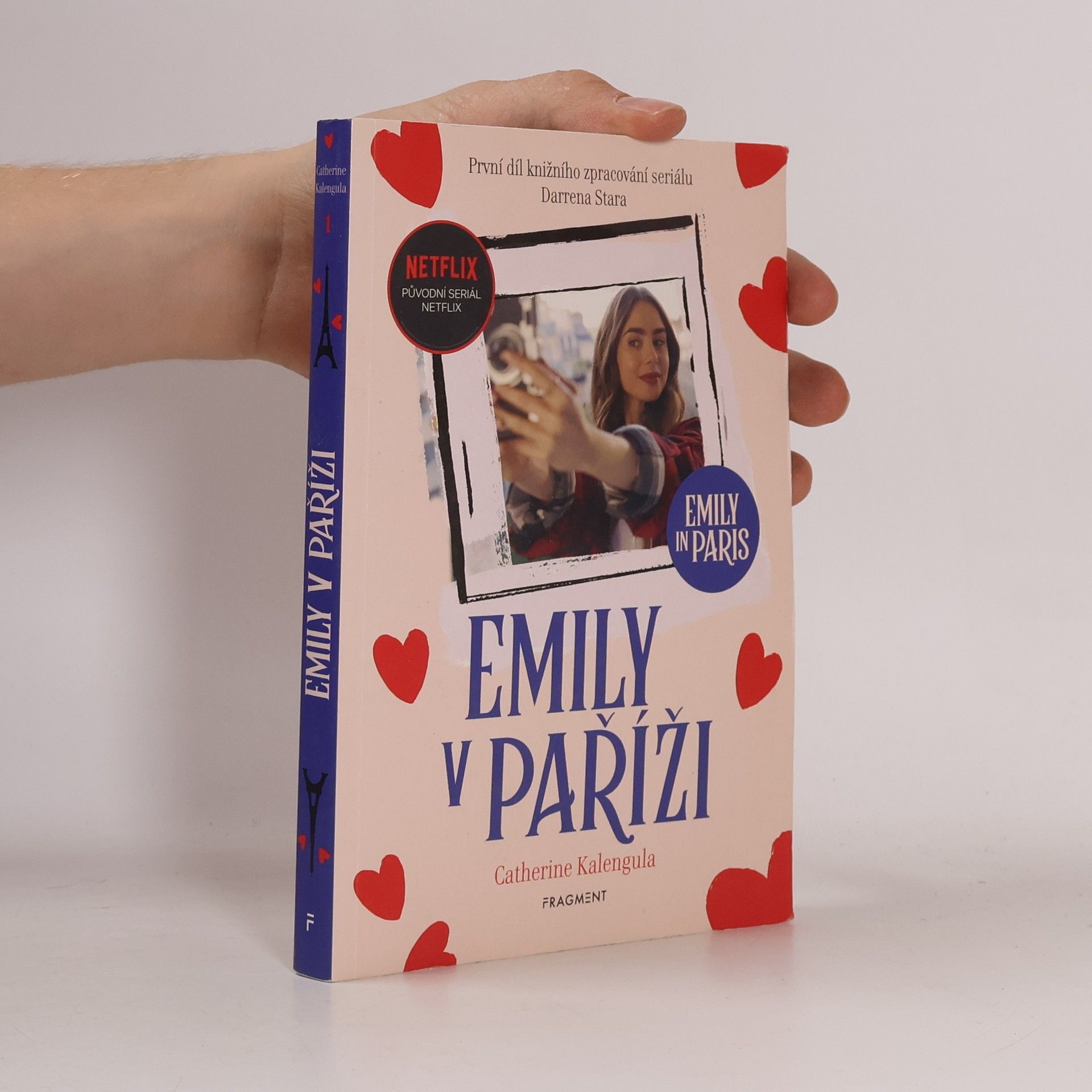Catherine Kalengula Emily v Paříži