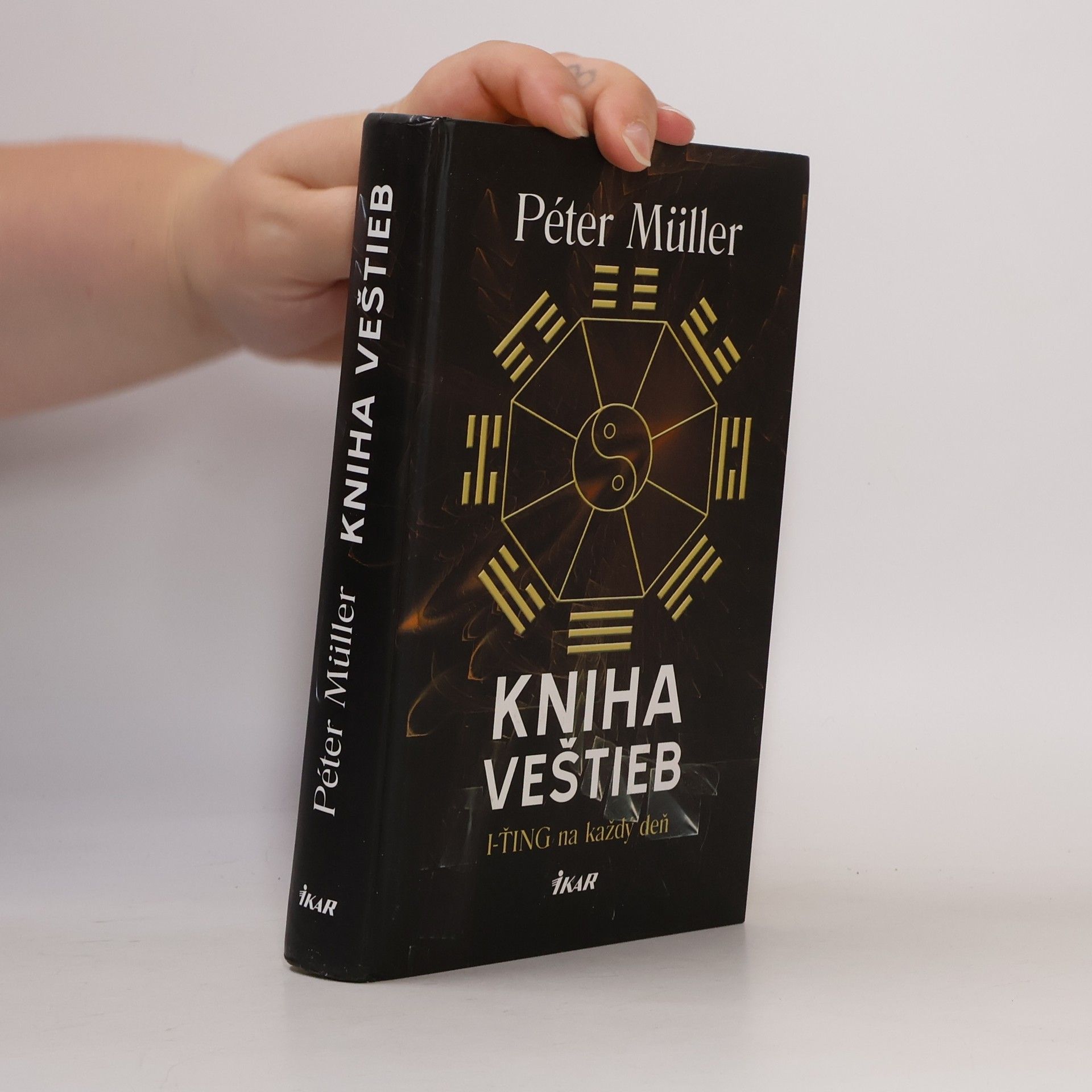 Péter Müller Kniha veštieb