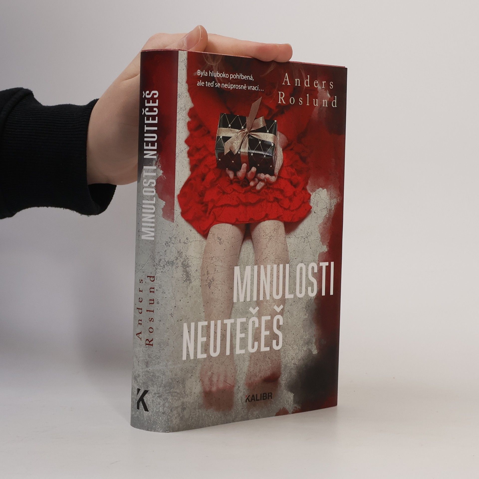 Anders Roslund Minulosti neutečeš