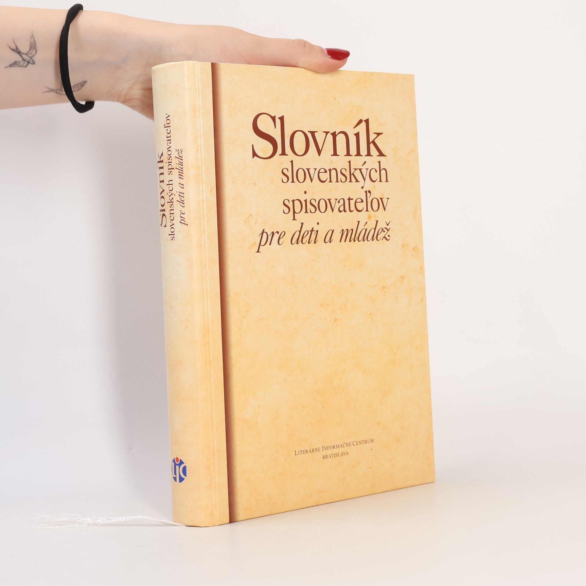 Ondrej Sliacky Slovník slovenských spisovateľov pre deti a mládež