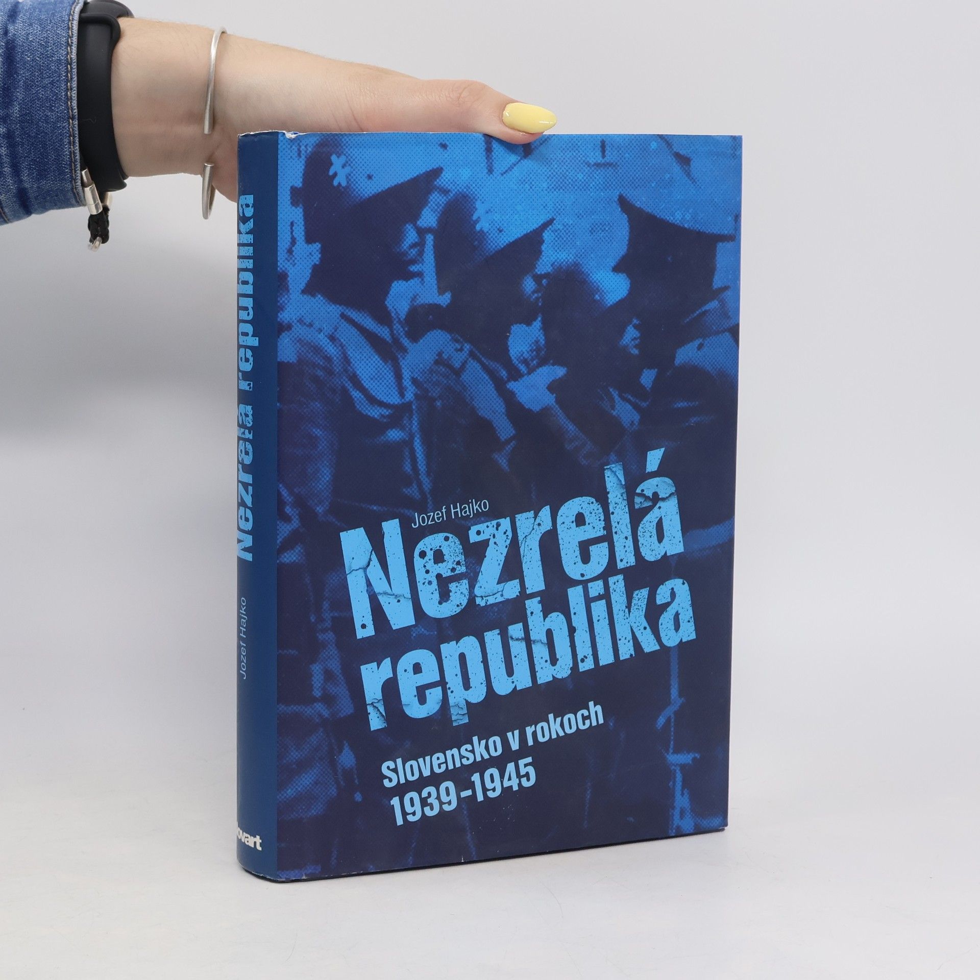Jozef Hajko Nezrelá republika