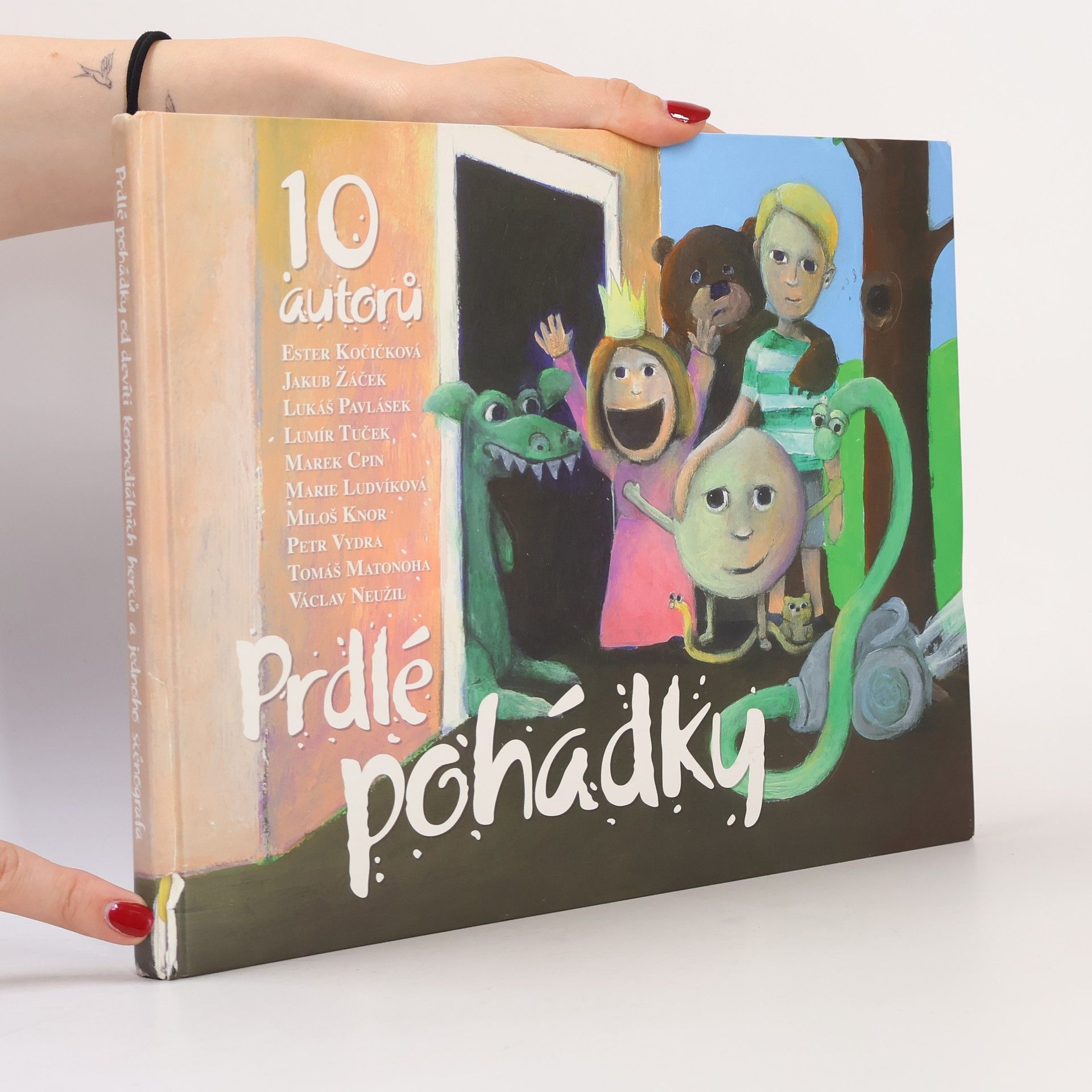 Ester Kočičková Prdlé pohádky. Od devíti komediálních herců a jednoho scénografa