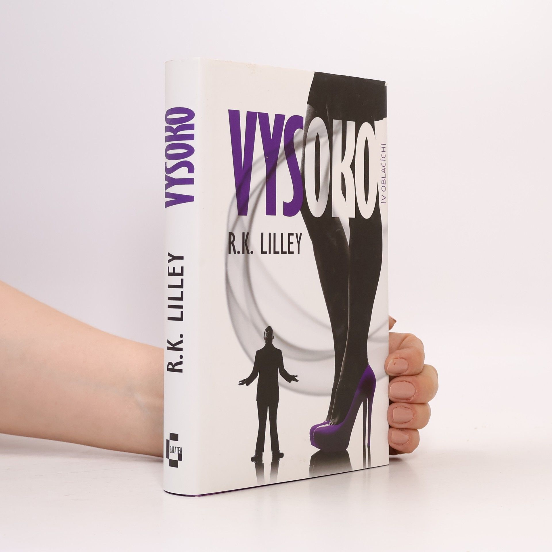 Vysoko (v oblacích)