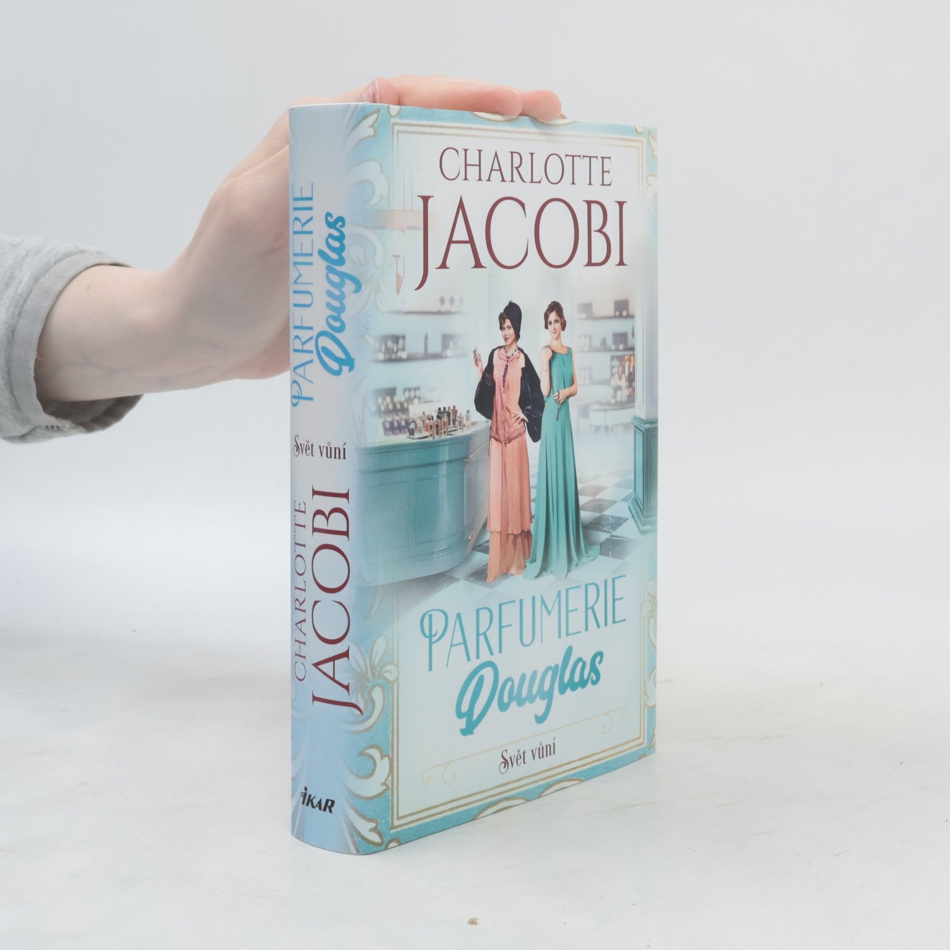Charlotte Jacobi Parfumerie Douglas. Svět vůní