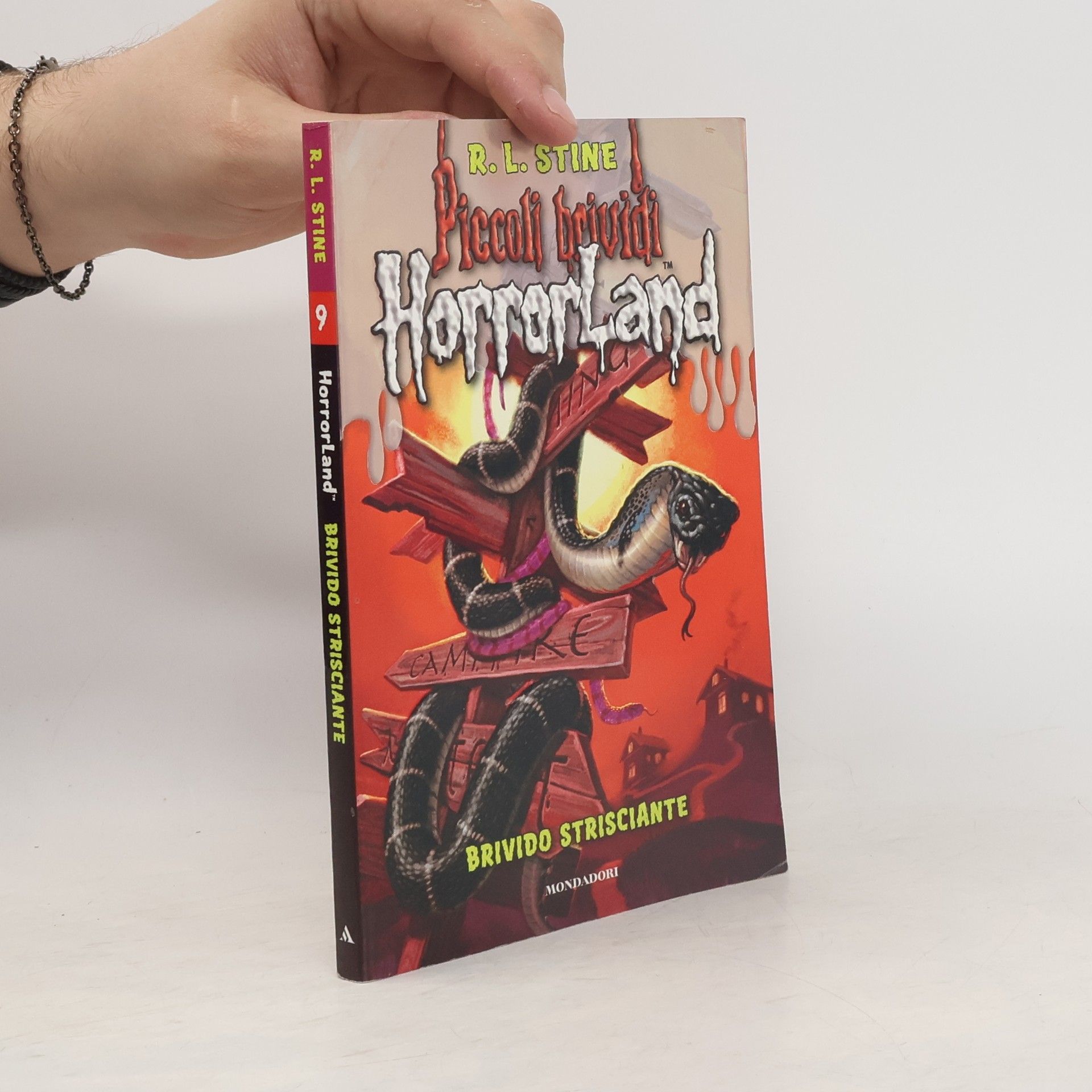 R. L. Stine HorrorLand - 9: Brivido strisciante