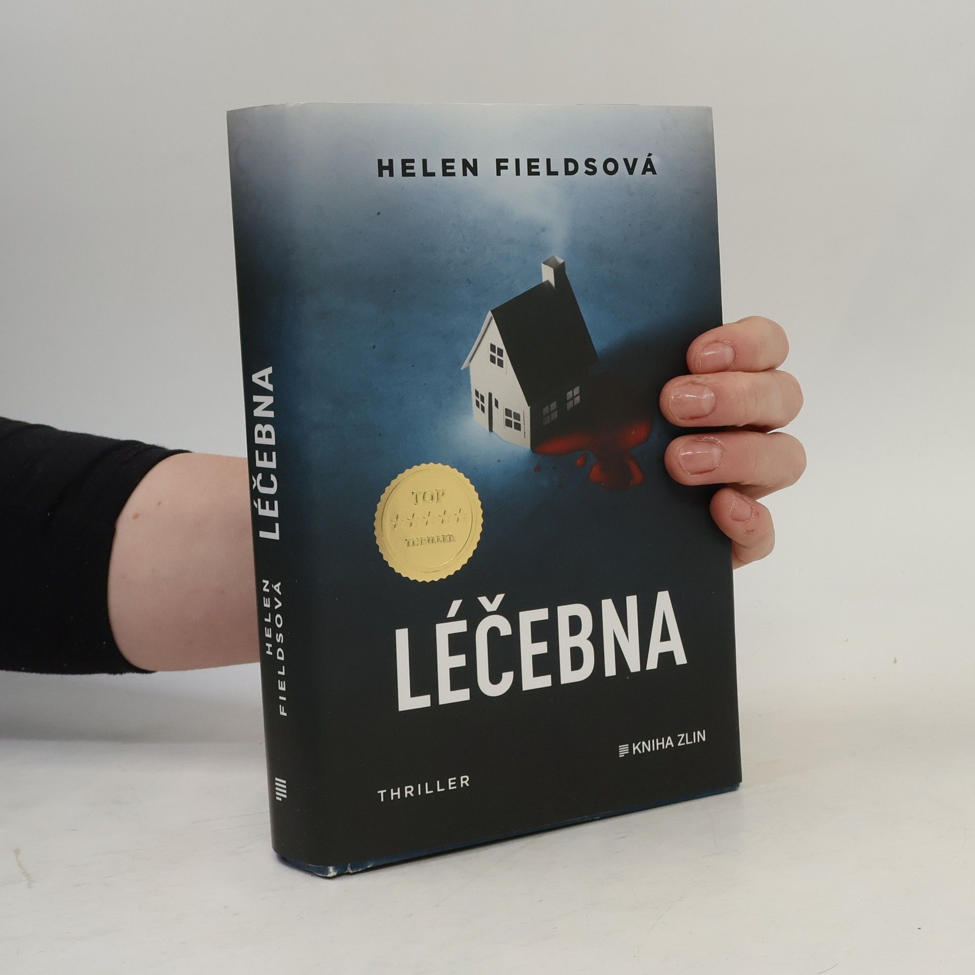 Helen Fields Léčebna