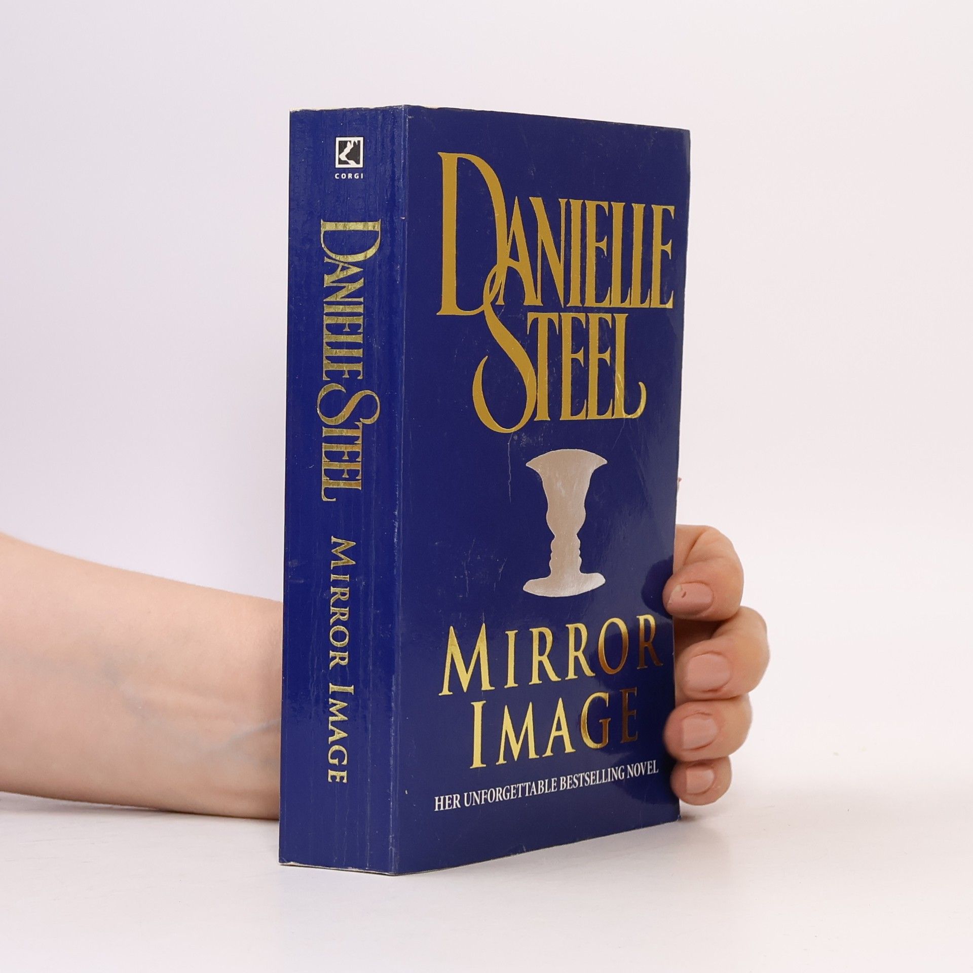 Danielle Steel Mirror image