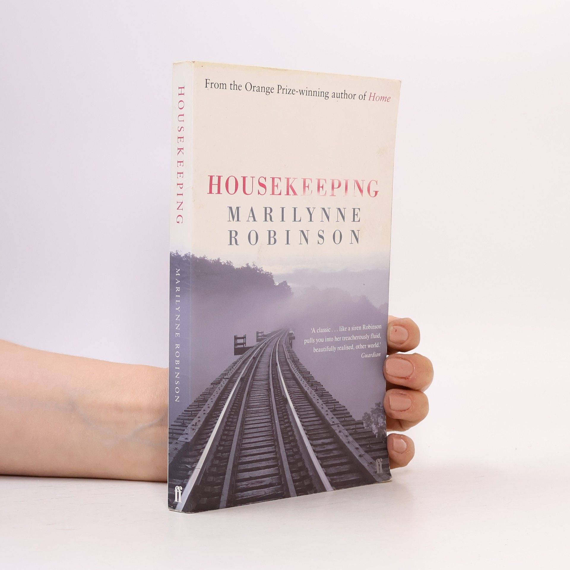 Marilynne Robinson Housekeeping