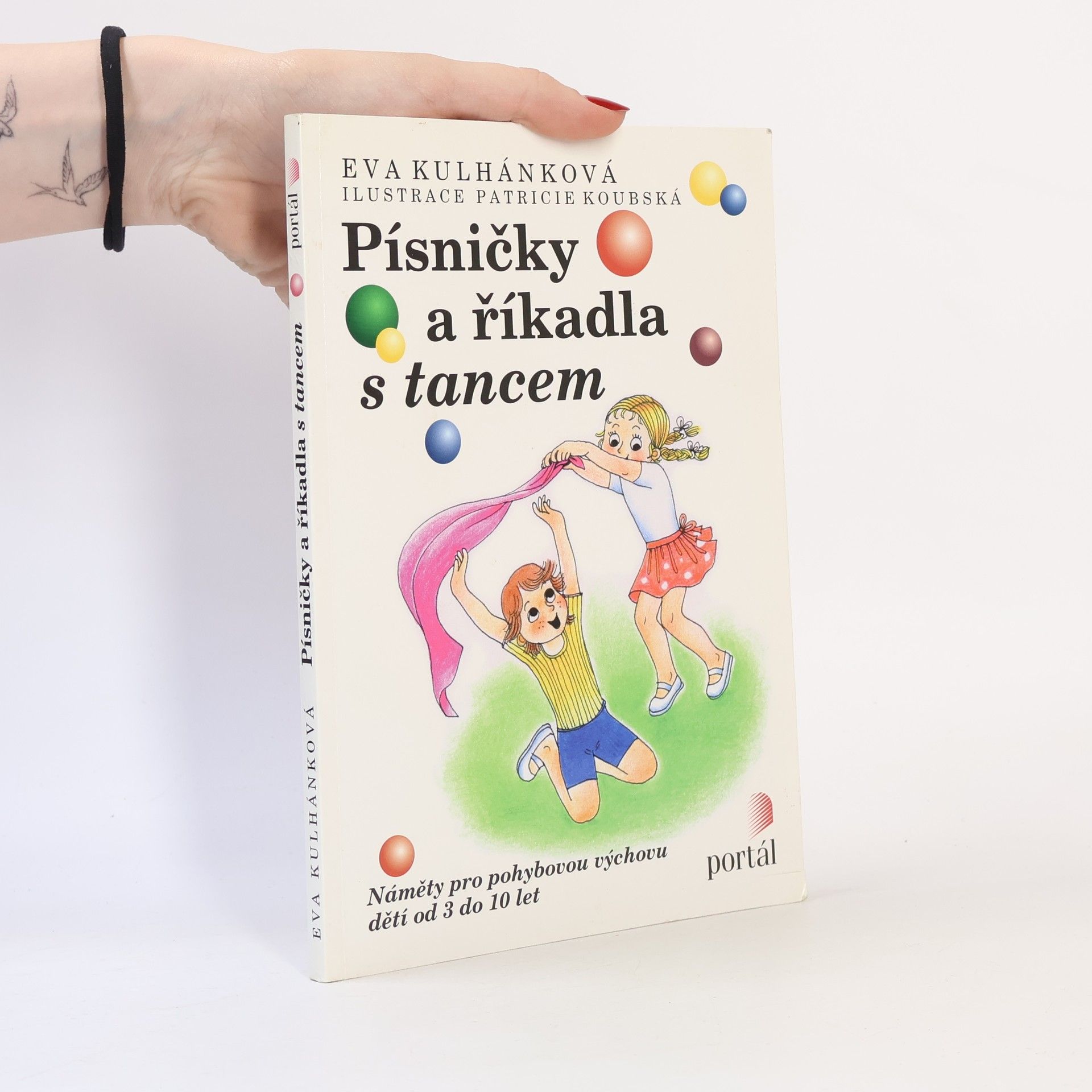 Eva Kulhánková Písničky a říkadla s tancem