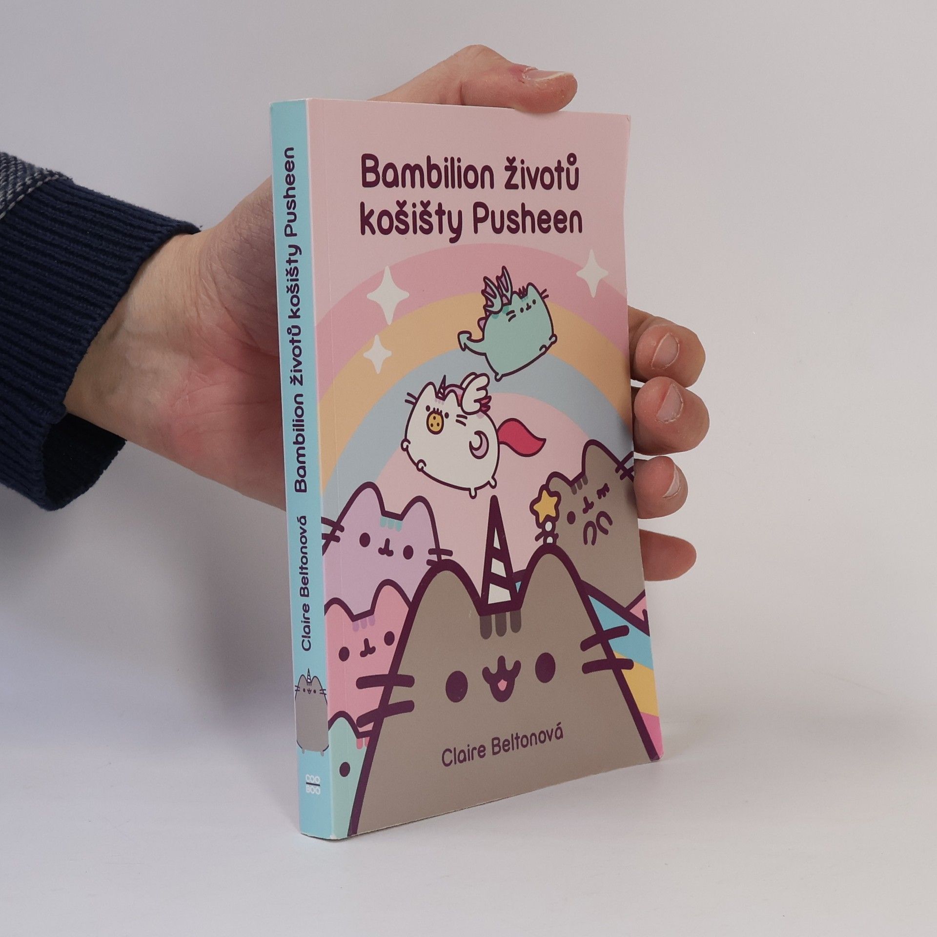 Claire Belton Bambilion životů košišty Pusheen