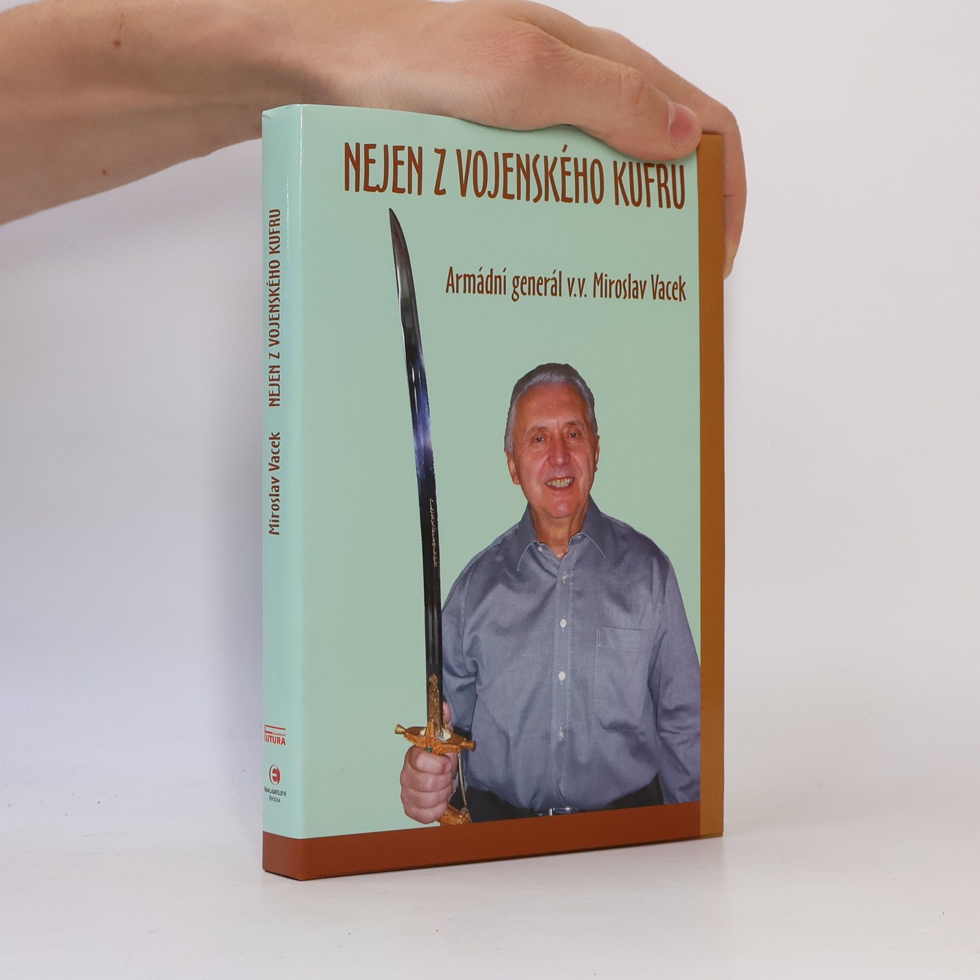 Miroslav Vacek Nejen z vojenského kufru