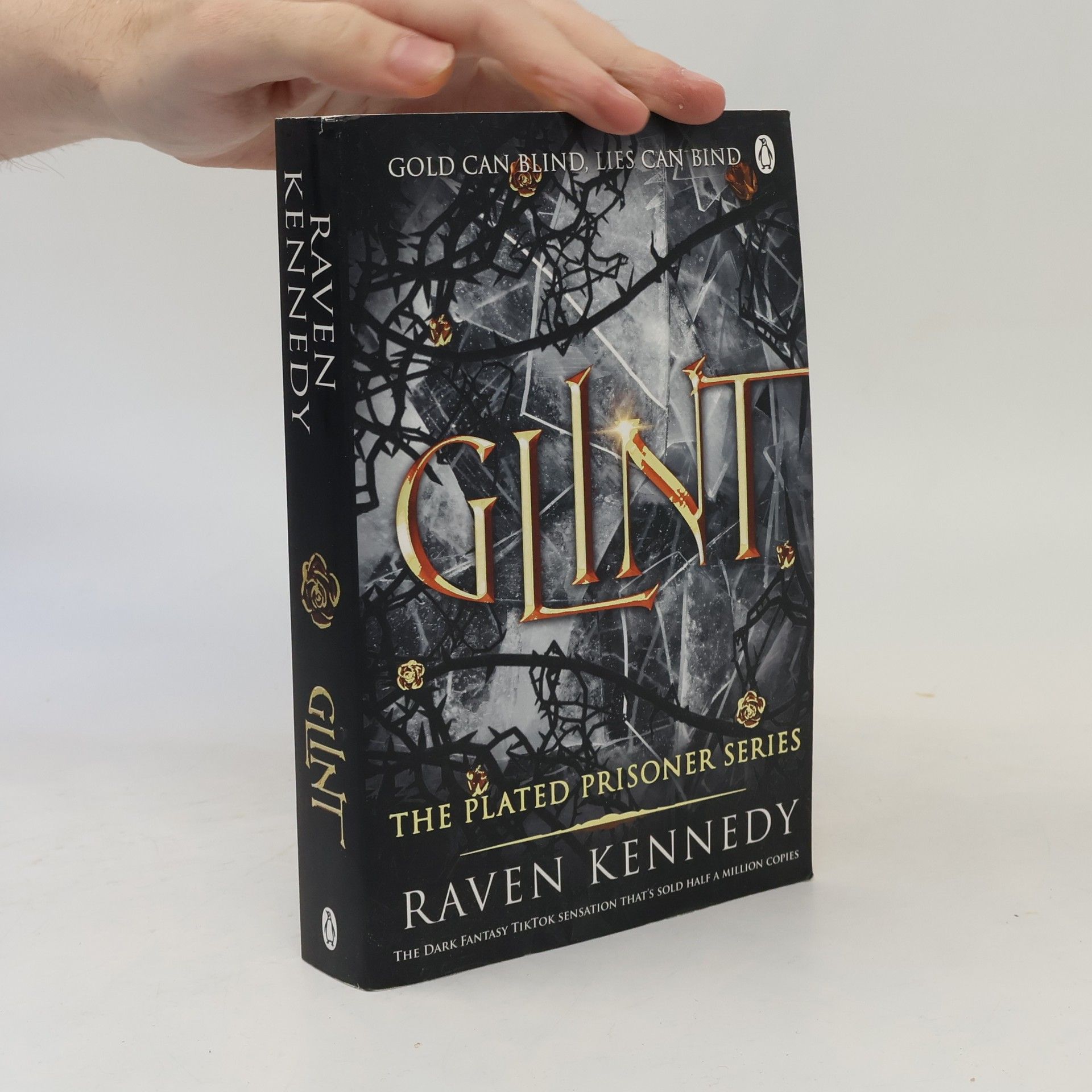 Raven Kennedy Glint